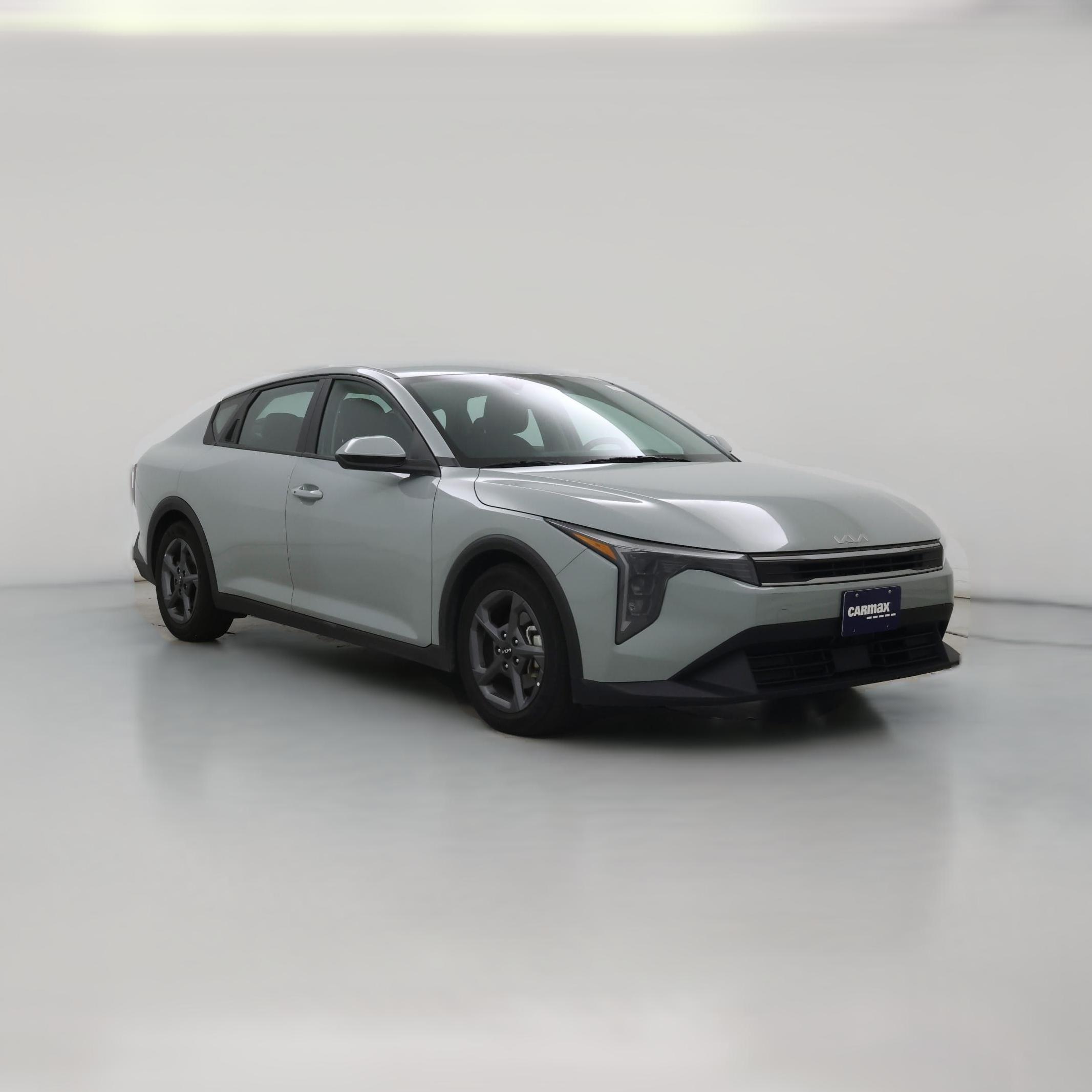 Thumbnail: 2025 Kia K4 - 1