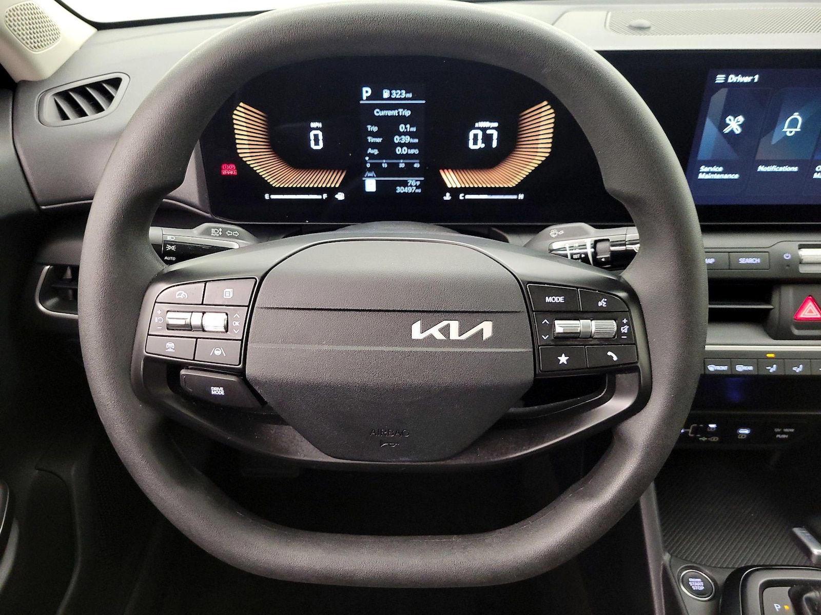 2025 Kia K4 LXS - Photo 11
