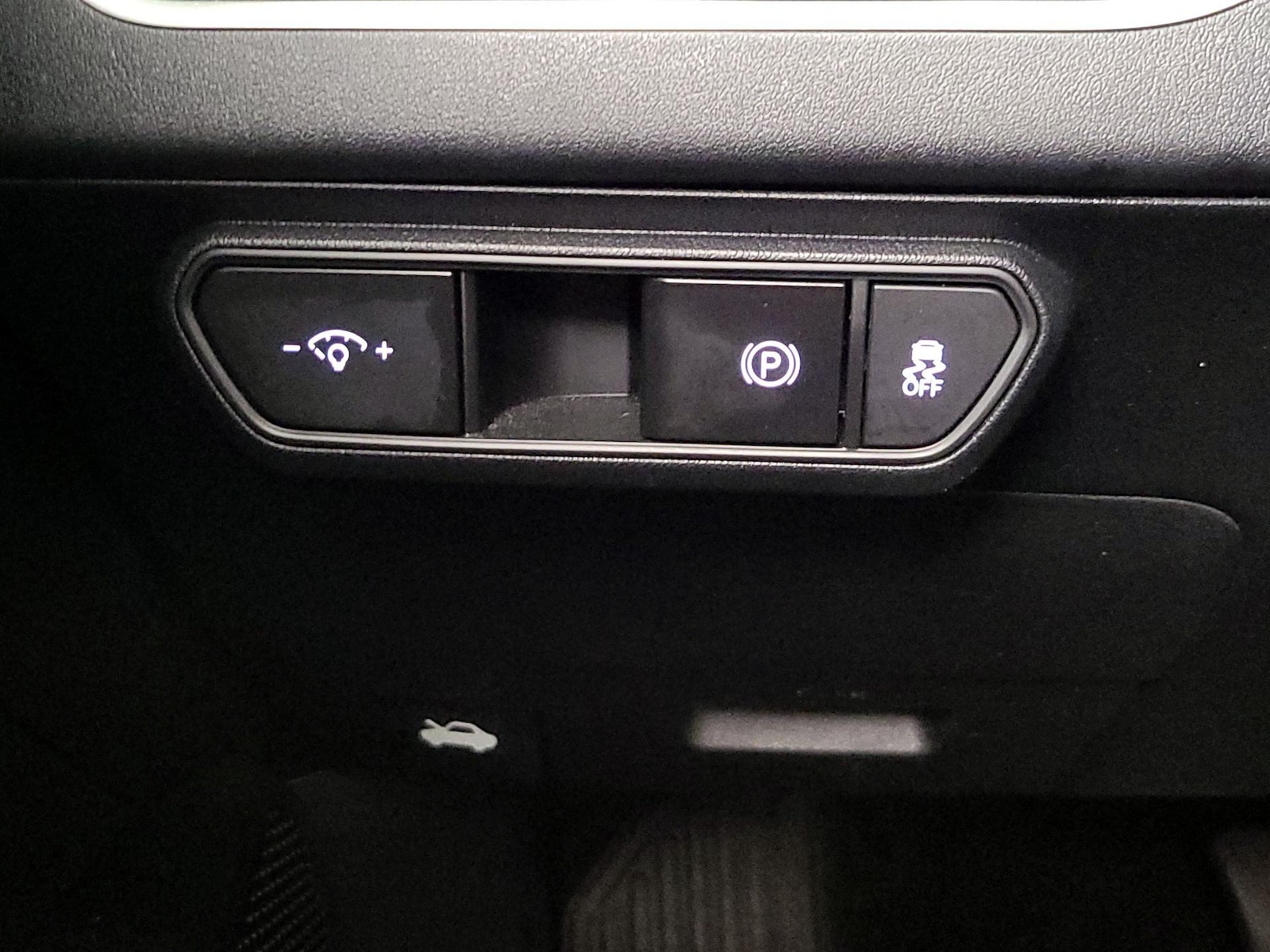 2025 Kia K4 LXS - Photo 14