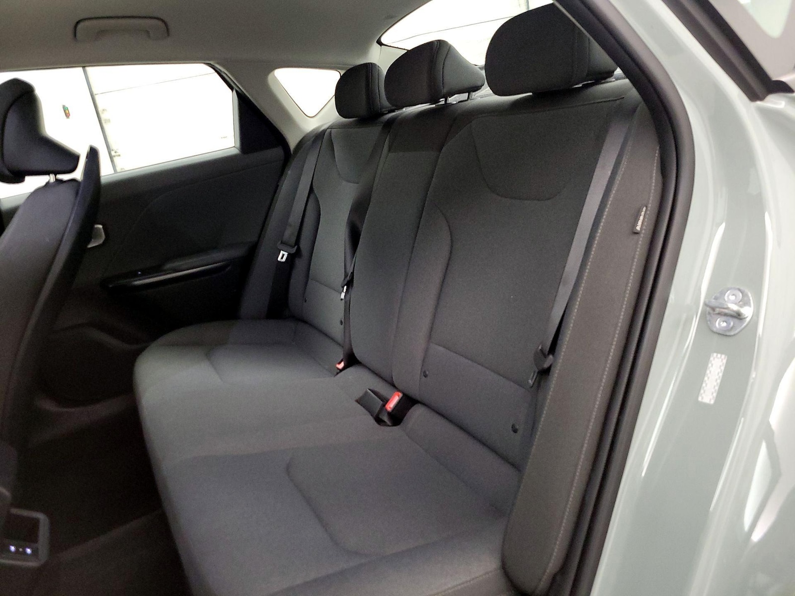 2025 Kia K4 LXS - Photo 20