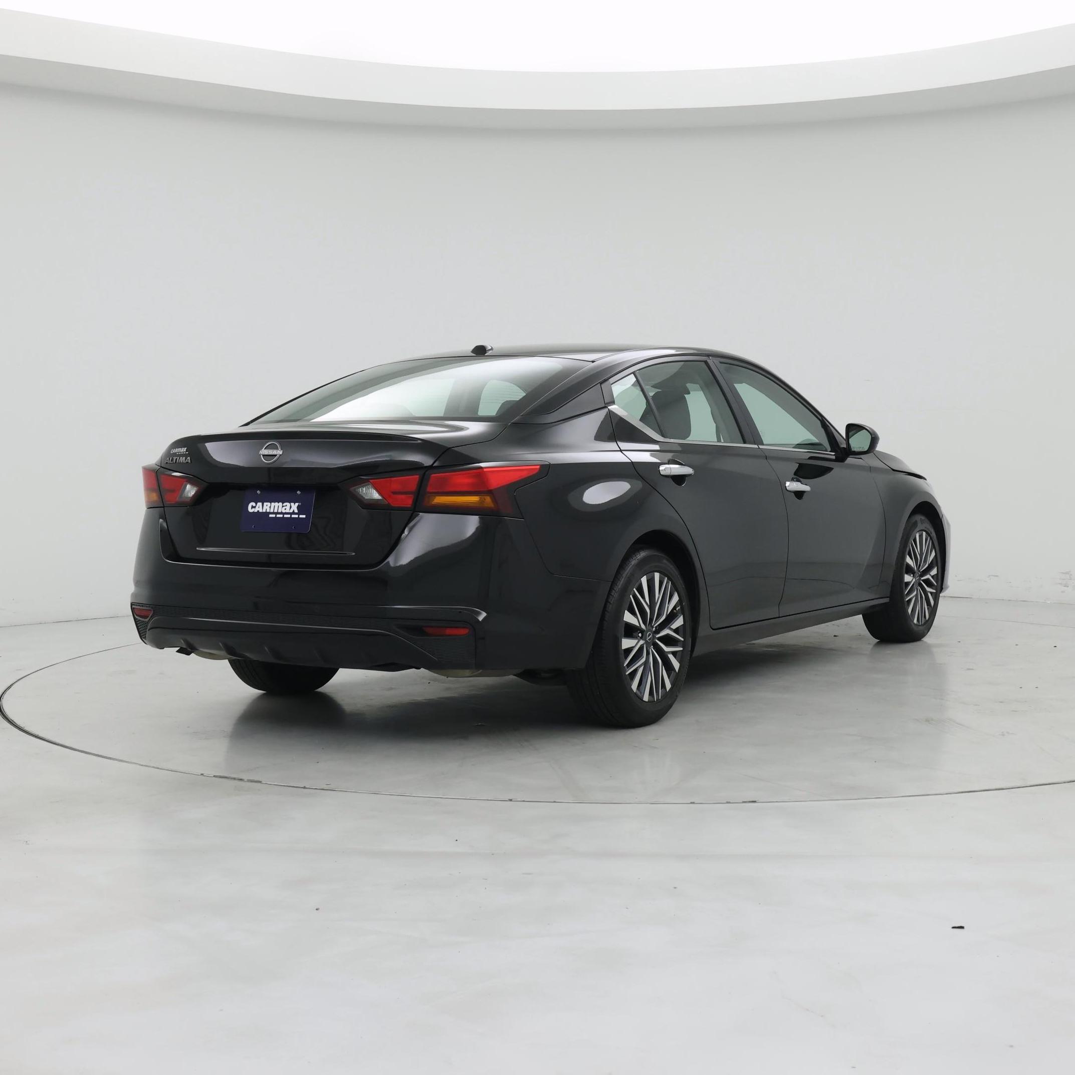 Thumbnail: 2025 Nissan Altima - 8