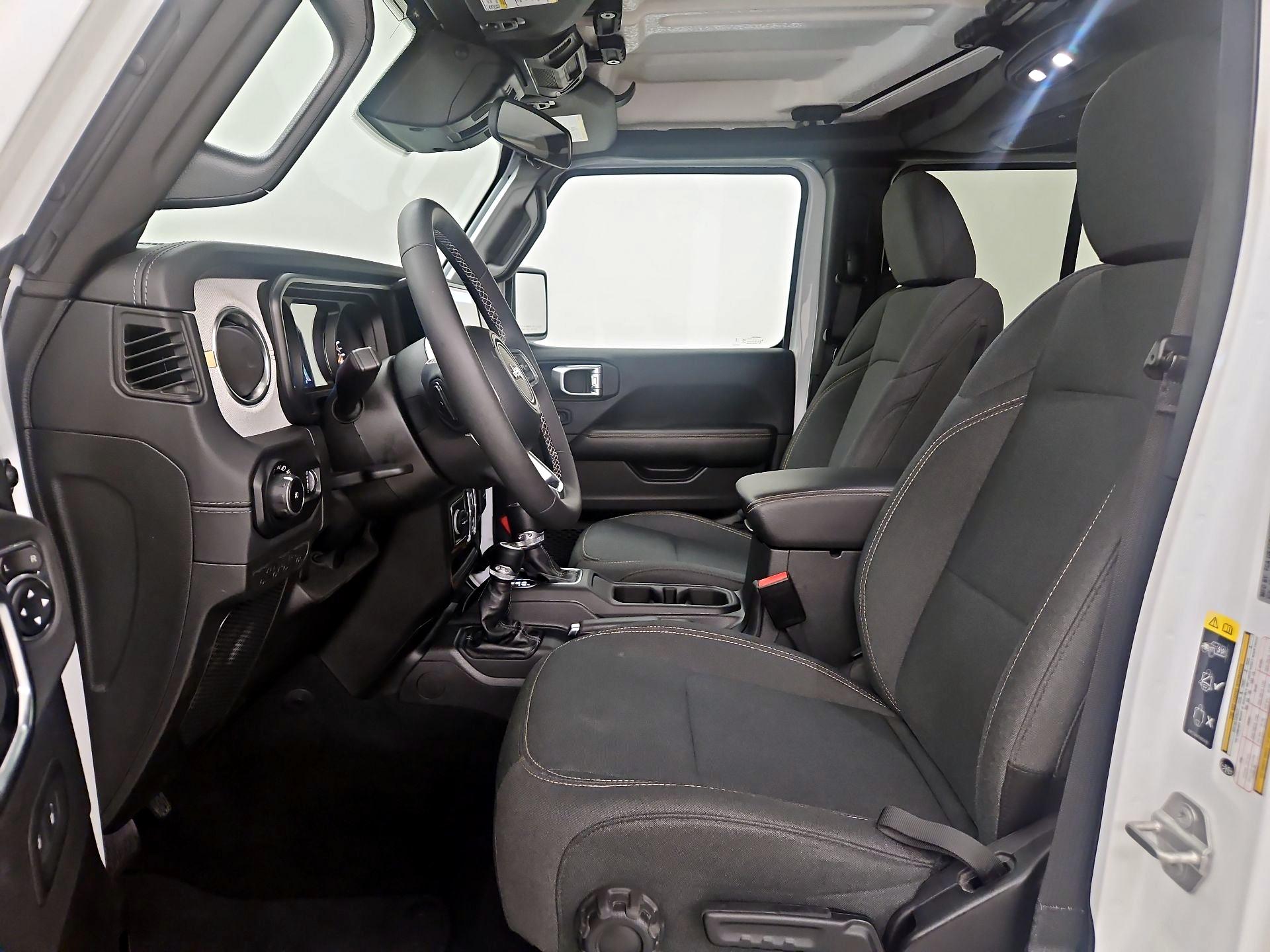 Thumbnail: 2025 Jeep Wrangler - 11