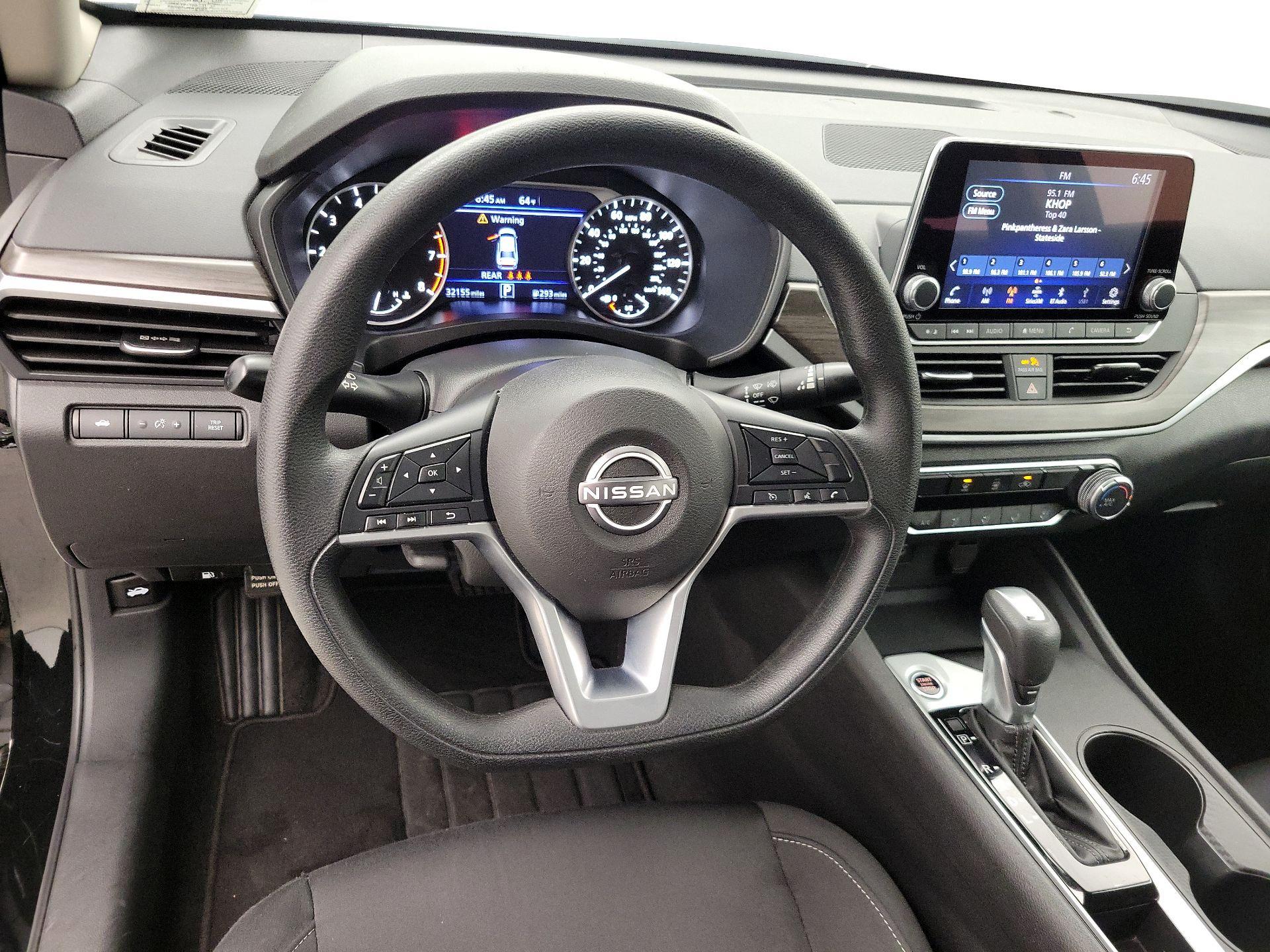 Thumbnail: 2025 Nissan Altima - 10