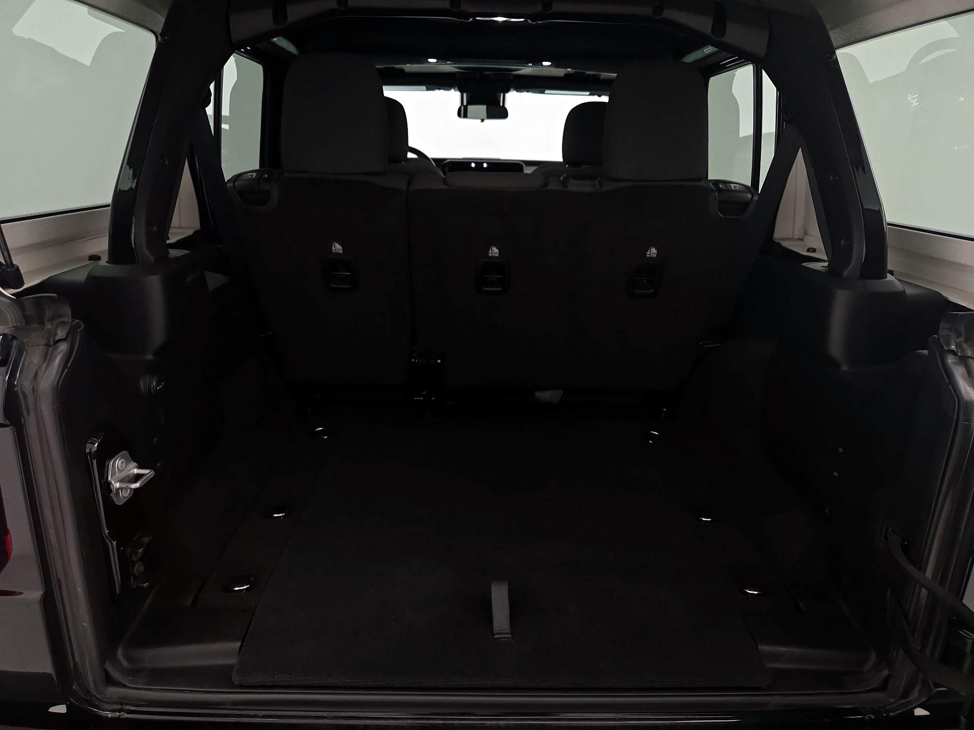 Thumbnail: 2025 Jeep Wrangler - 20