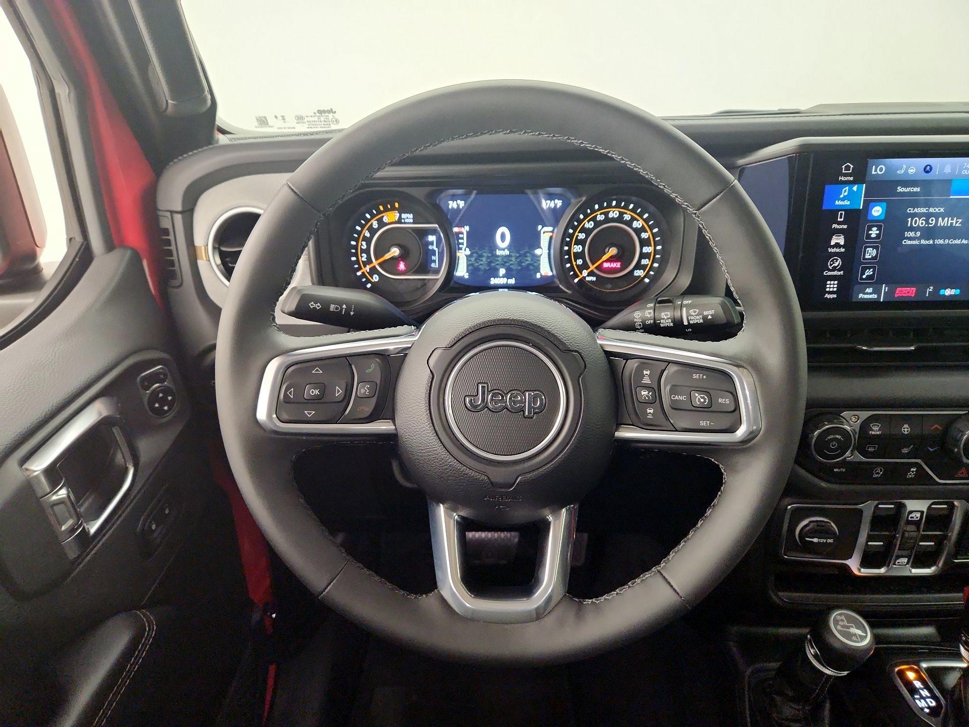 Thumbnail: 2025 Jeep Wrangler - 10