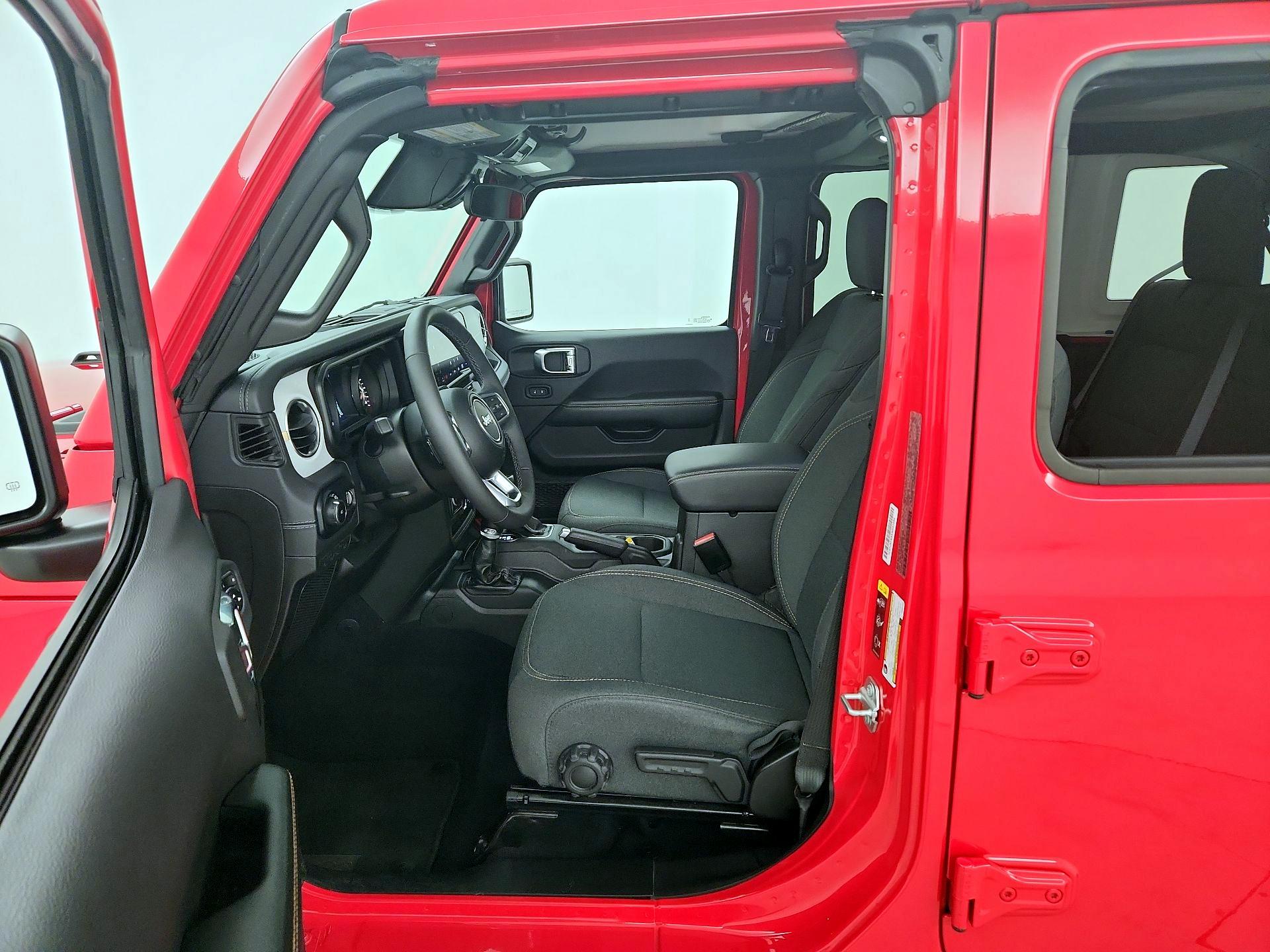 Thumbnail: 2025 Jeep Wrangler - 11