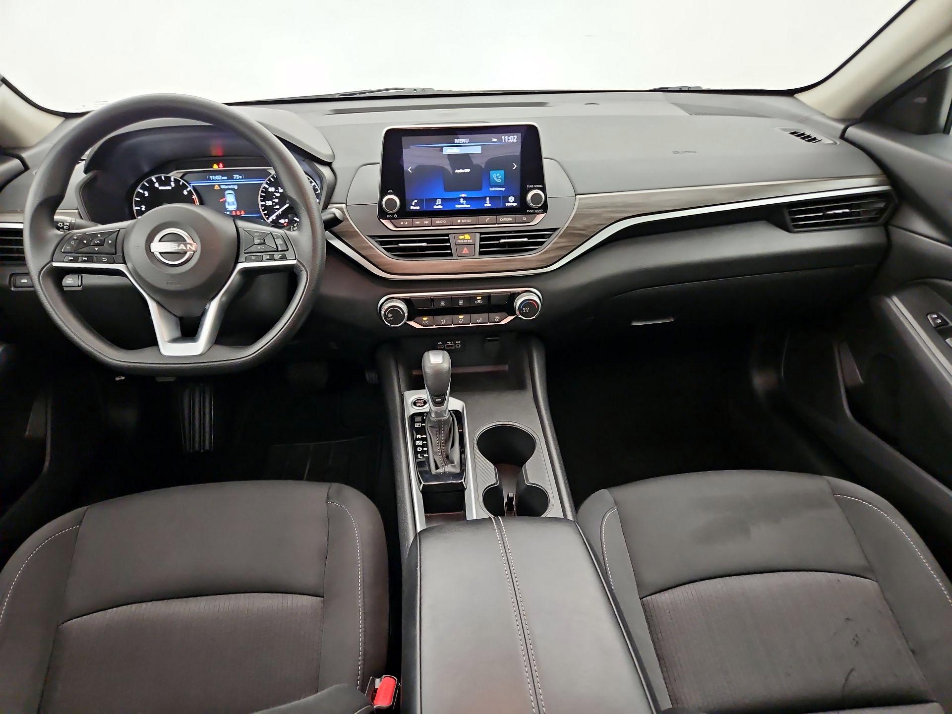 Thumbnail: 2025 Nissan Altima - 9