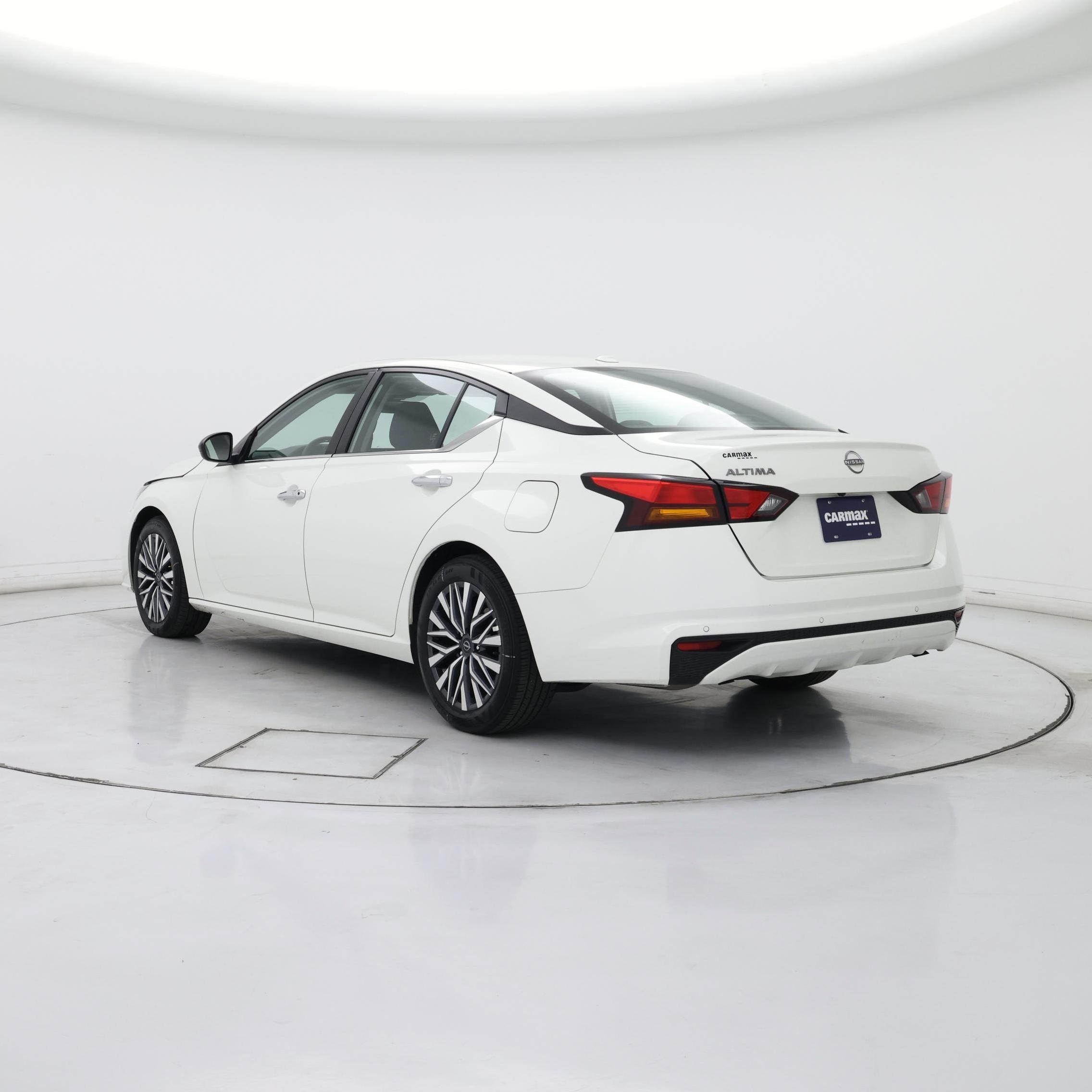 Thumbnail: 2025 Nissan Altima - 2