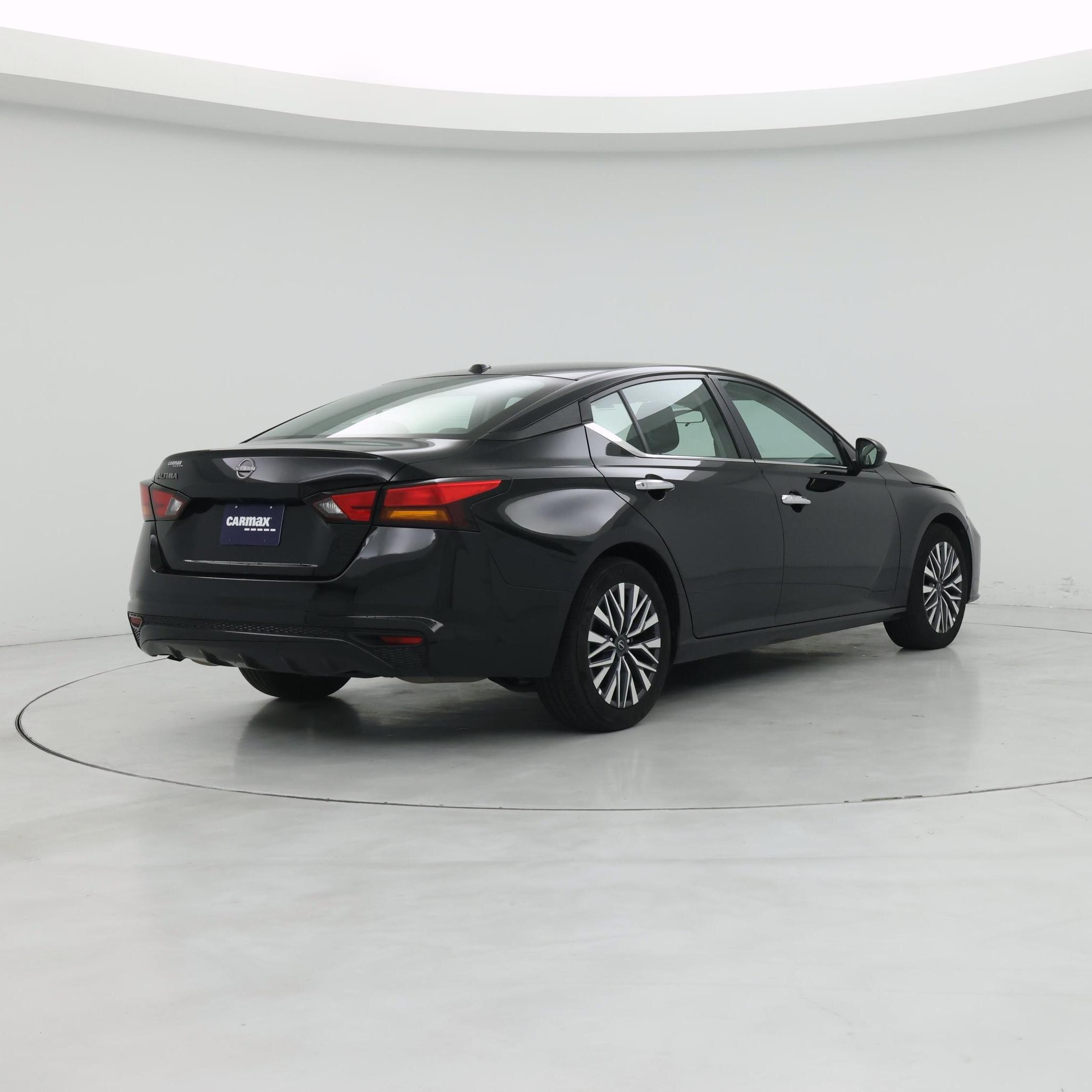 Thumbnail: 2025 Nissan Altima - 8