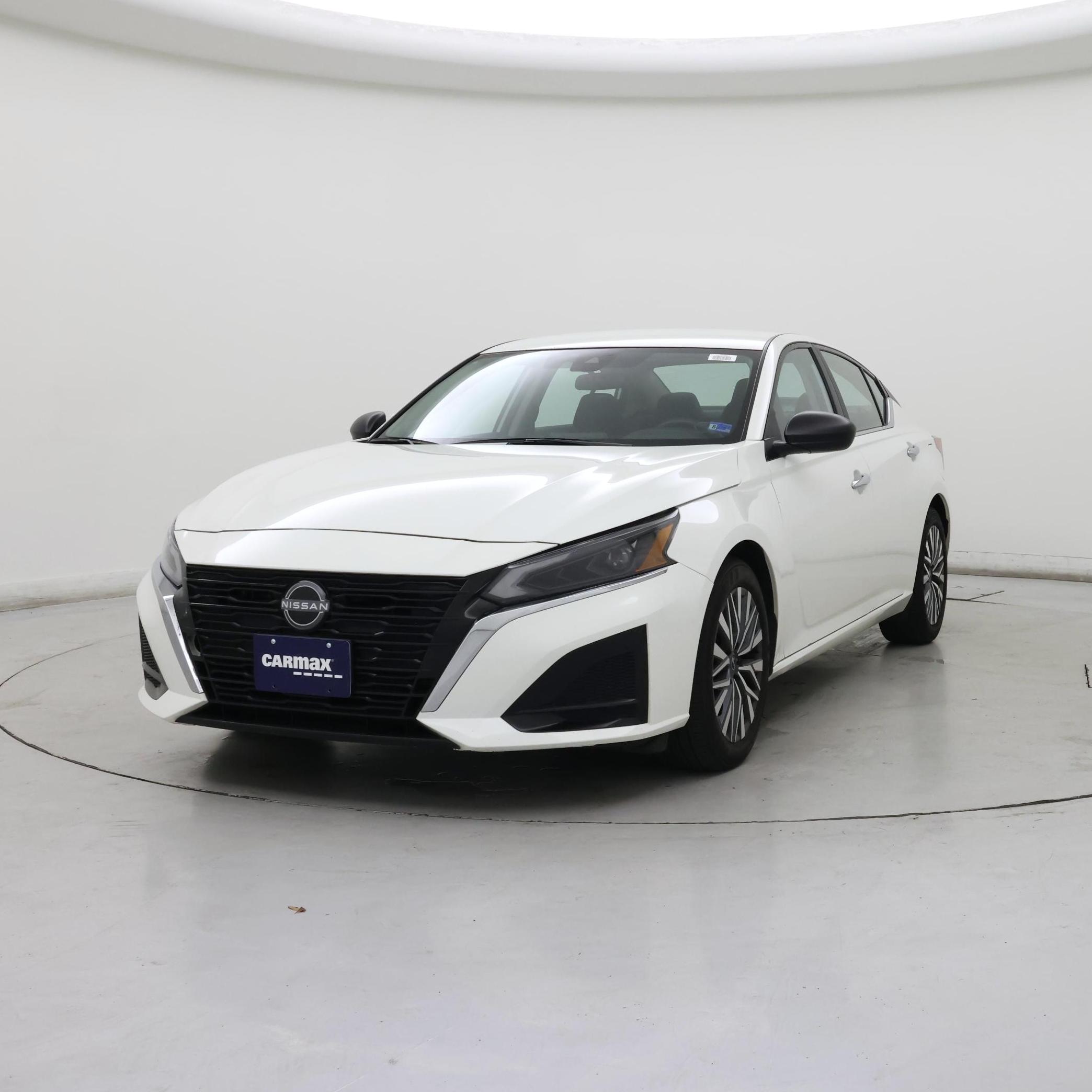 Thumbnail: 2025 Nissan Altima - 4