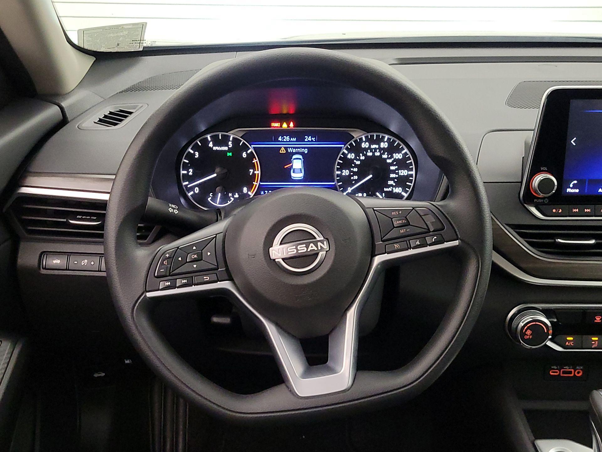 Thumbnail: 2025 Nissan Altima - 10