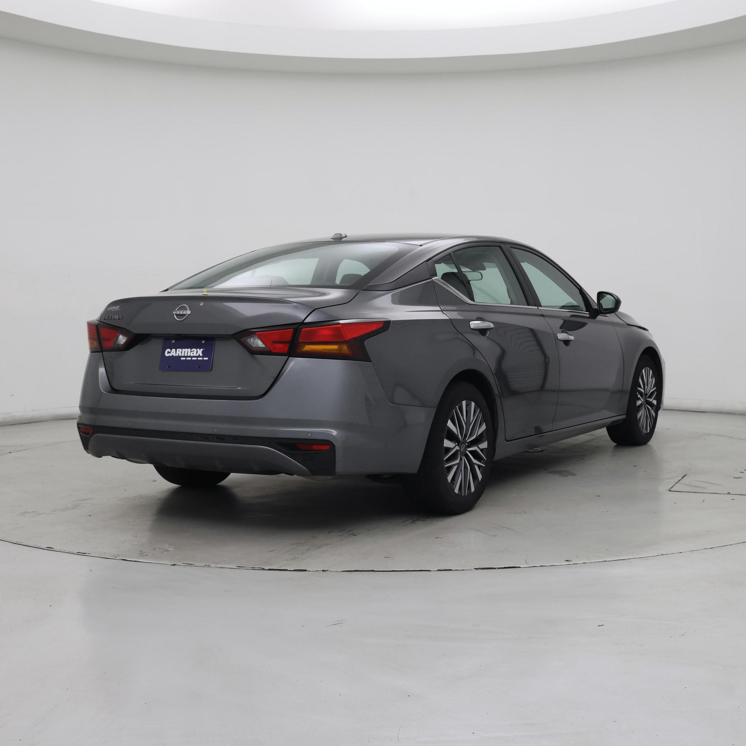 Thumbnail: 2025 Nissan Altima - 8