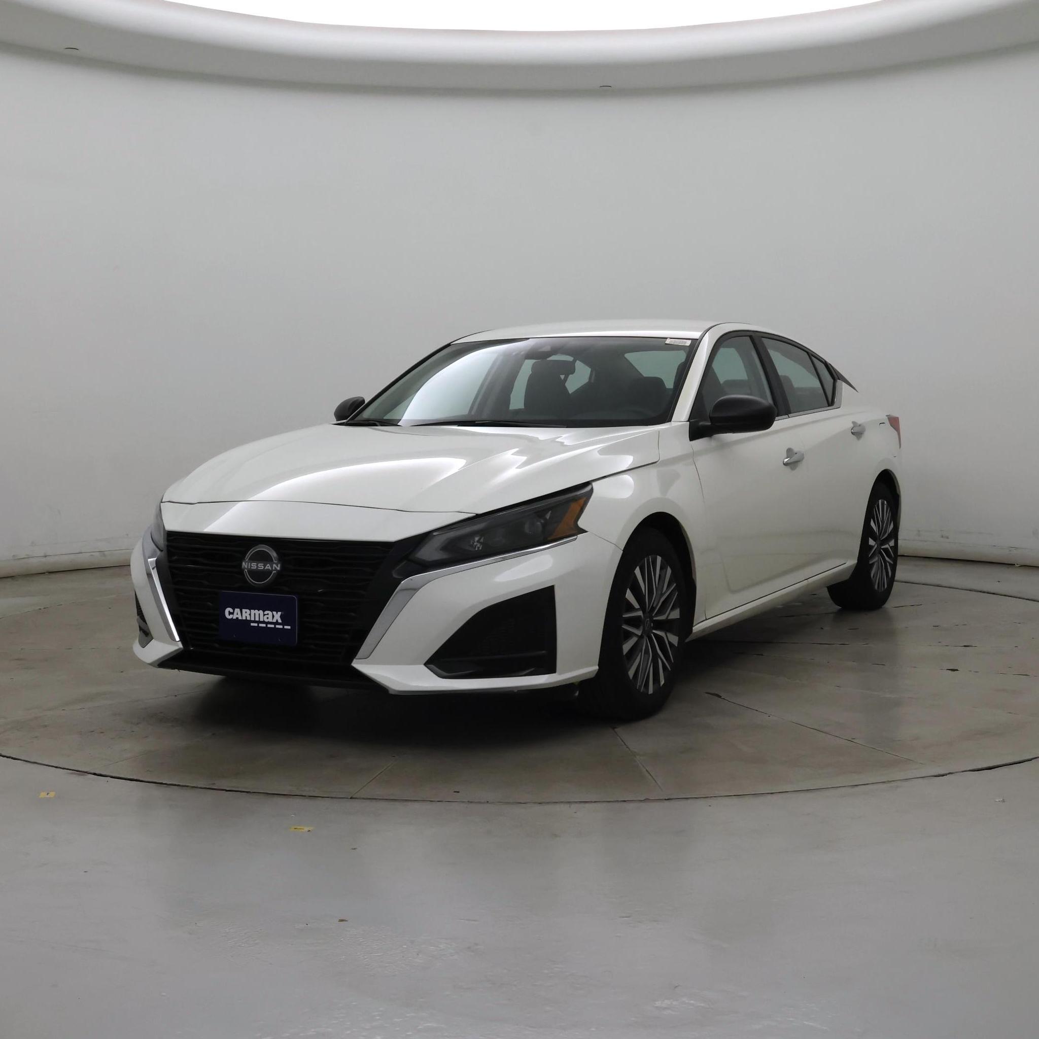 Thumbnail: 2025 Nissan Altima - 4