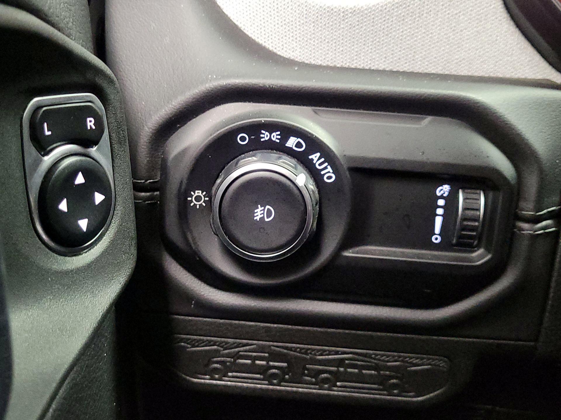 Thumbnail: 2025 Jeep Wrangler - 13