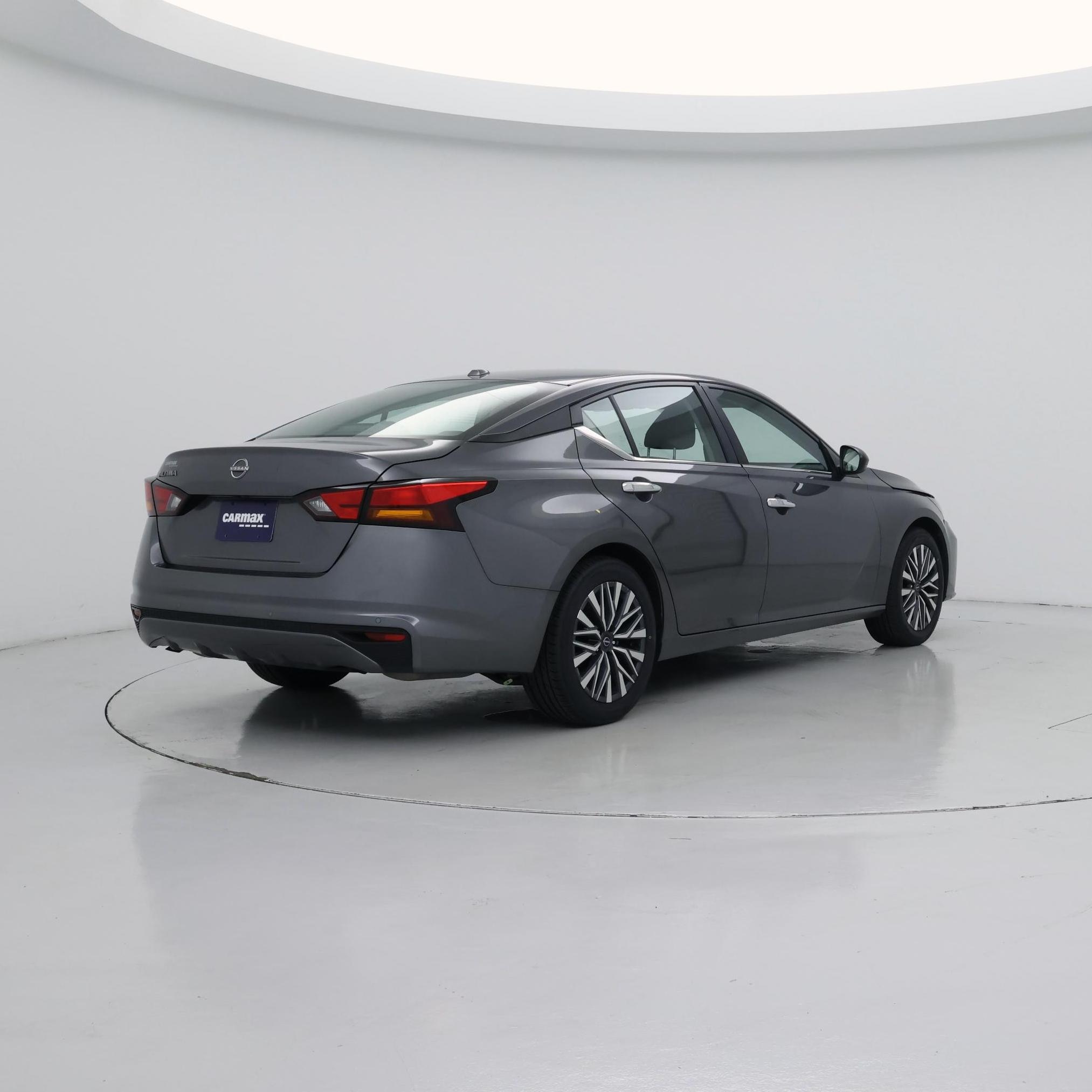 Thumbnail: 2025 Nissan Altima - 8