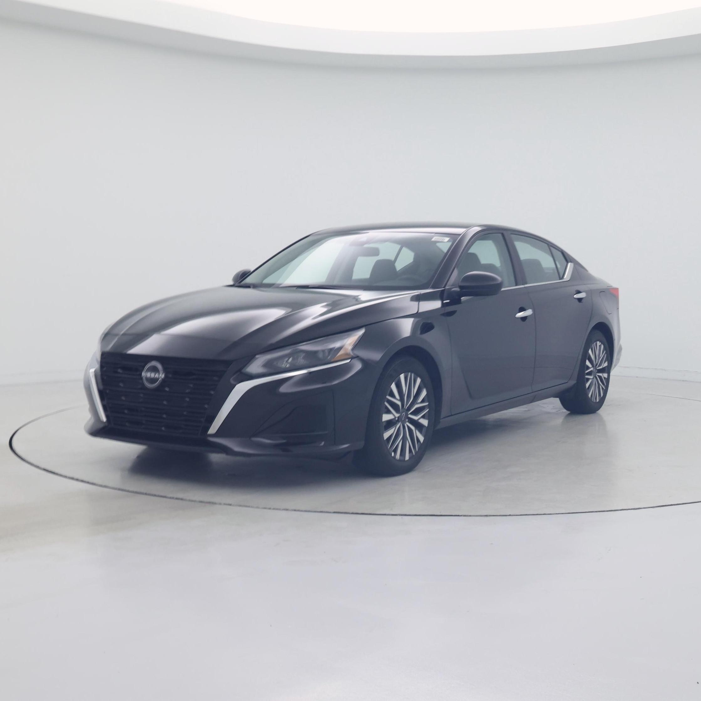 Thumbnail: 2025 Nissan Altima - 4