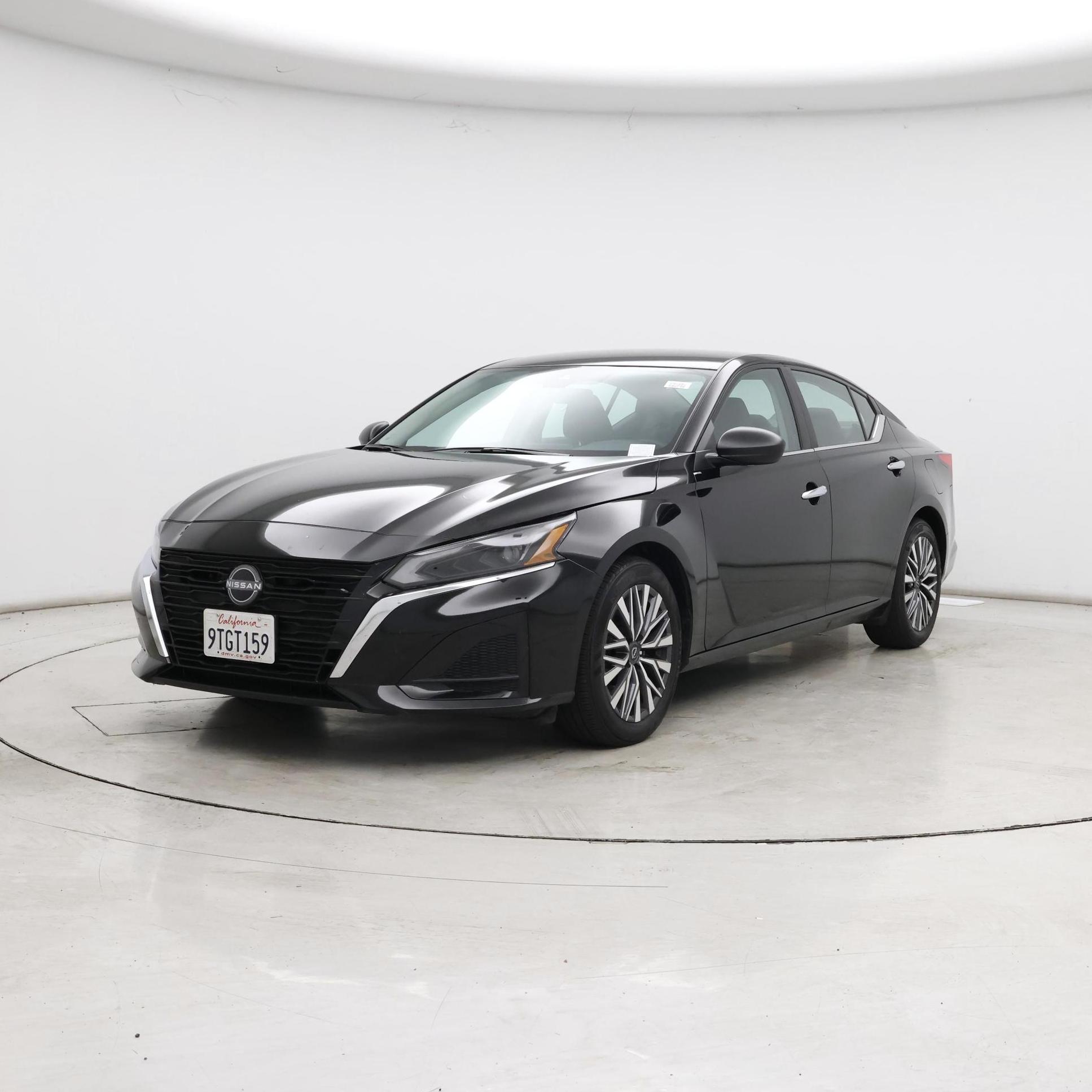 Thumbnail: 2025 Nissan Altima - 4