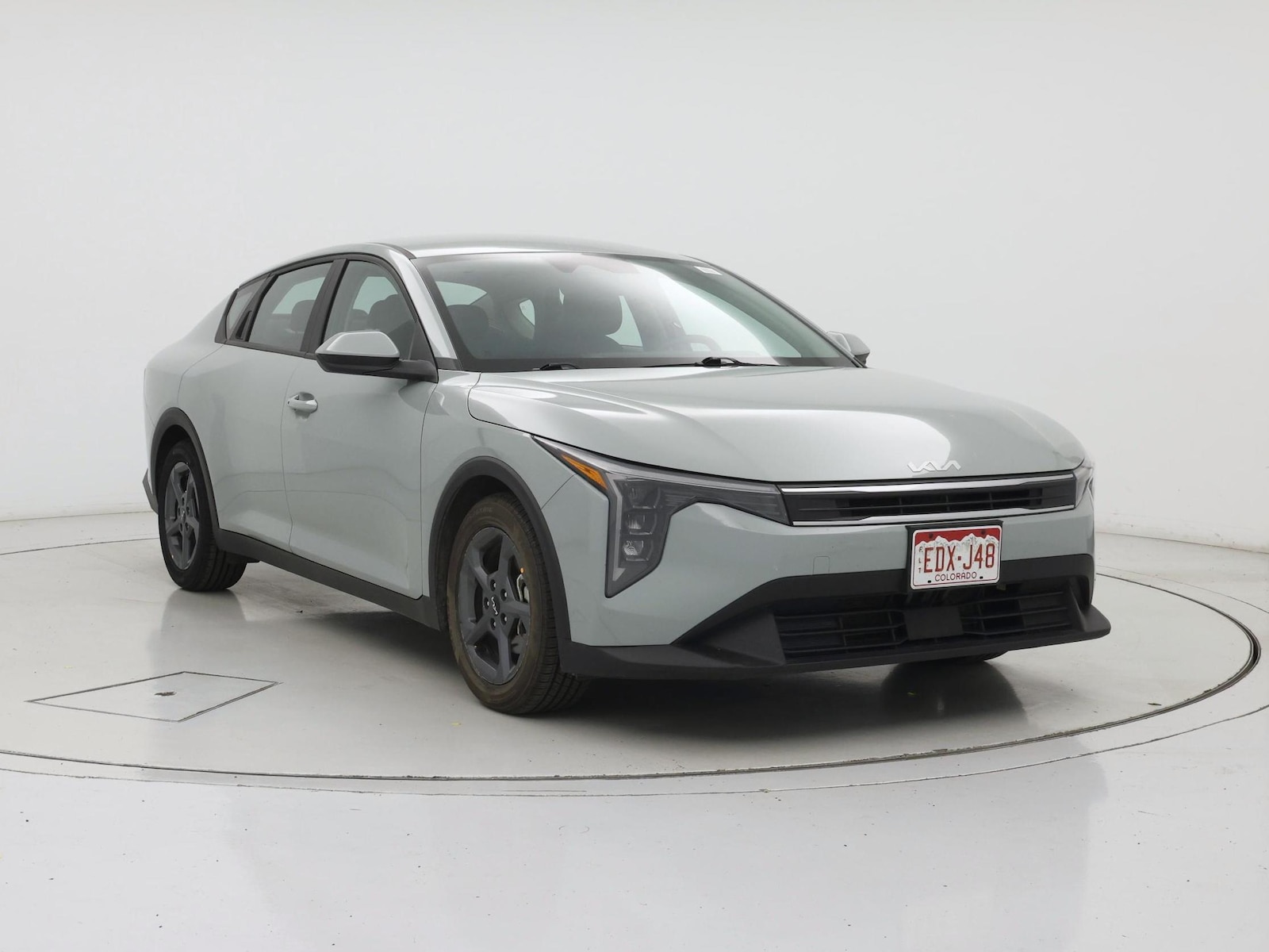 2025 Kia K4 LXS - Photo 2