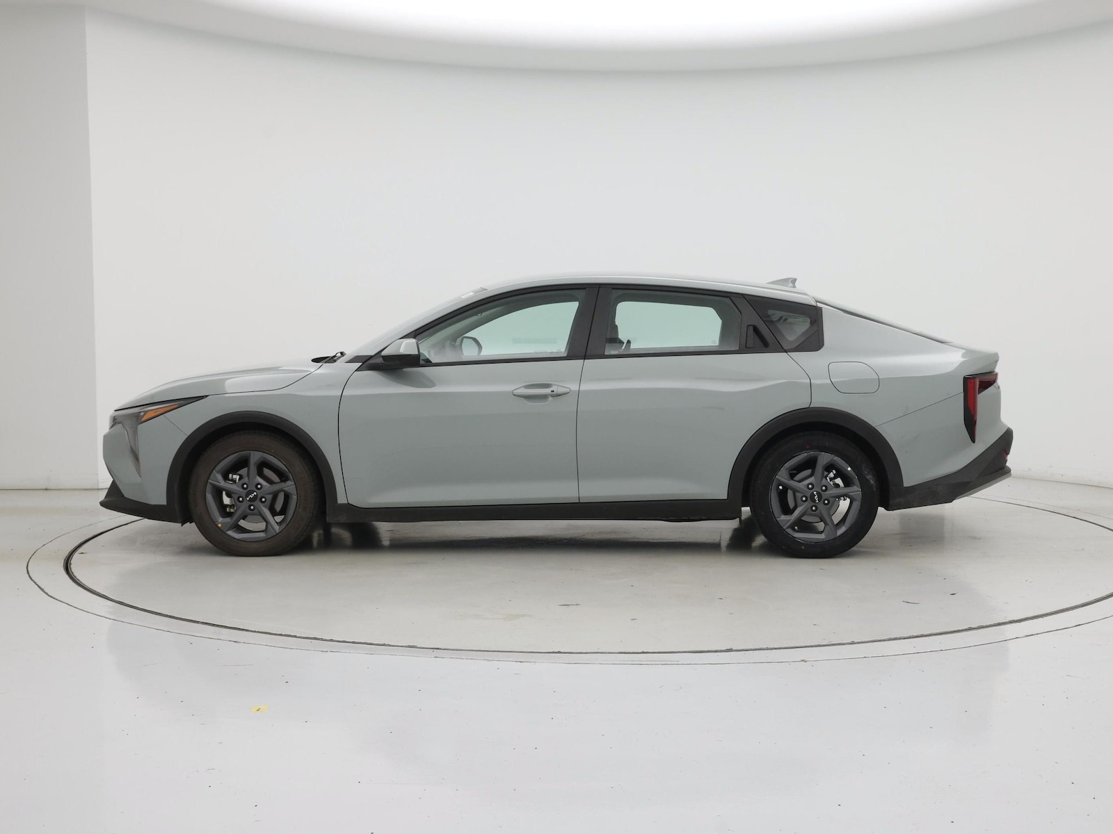 2025 Kia K4 LXS - Photo 4