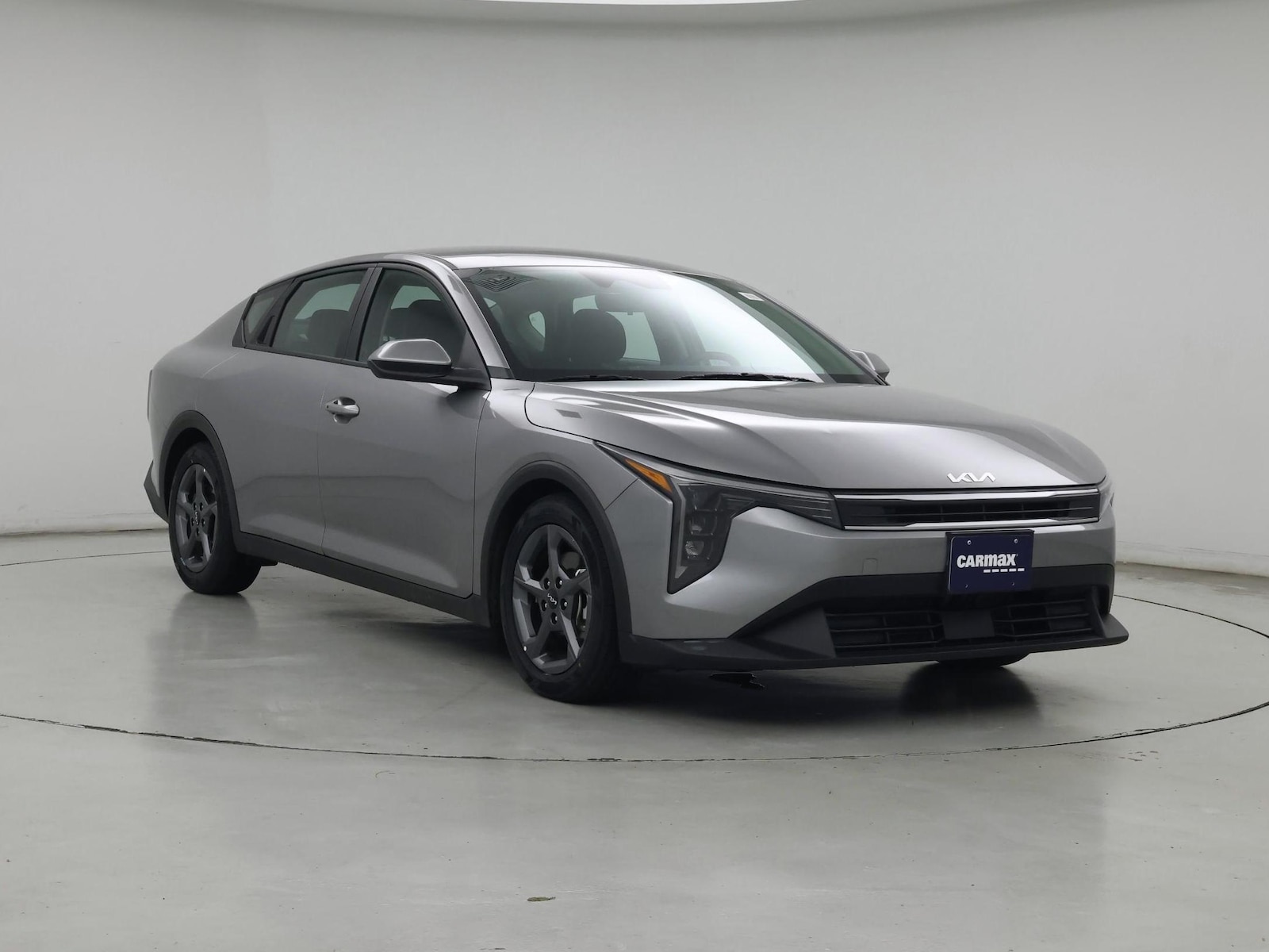 2025 Kia K4 LXS - Photo 2