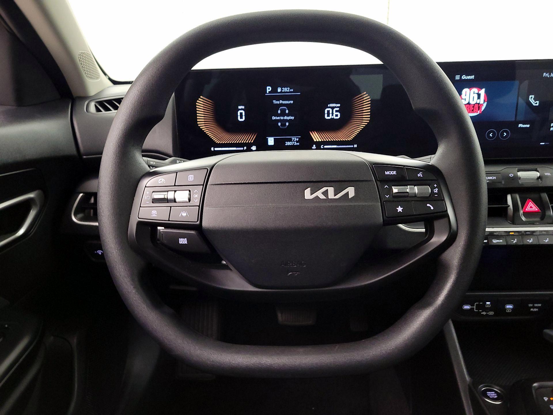 Thumbnail: 2025 Kia K4 - 10