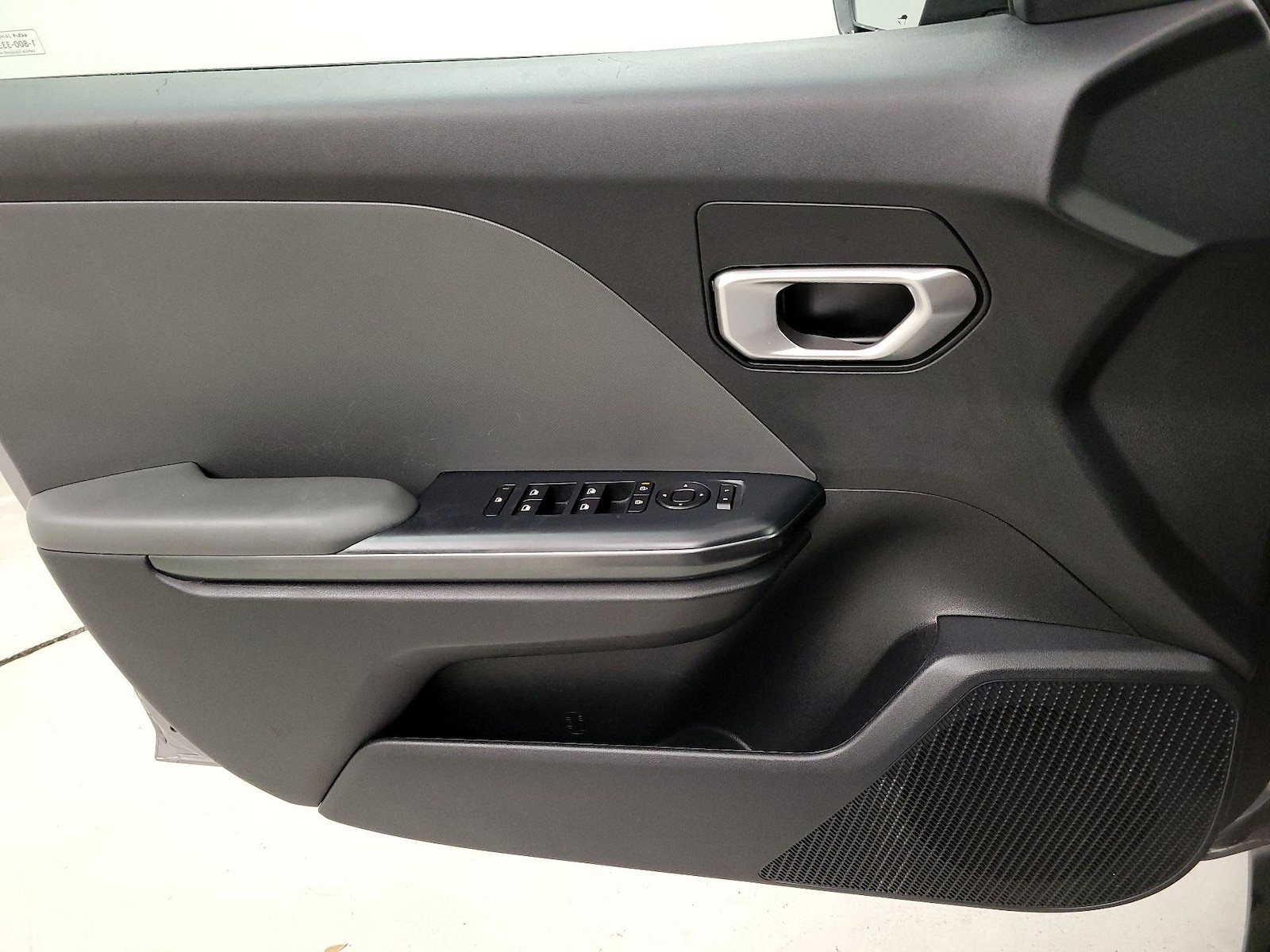 2025 Kia K4 LXS - Photo 13