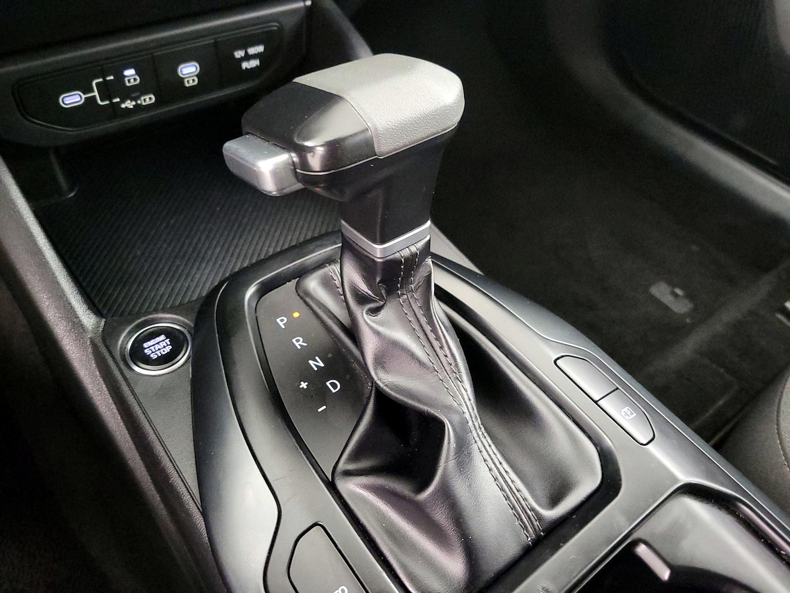 2025 Kia K4 LXS - Photo 18