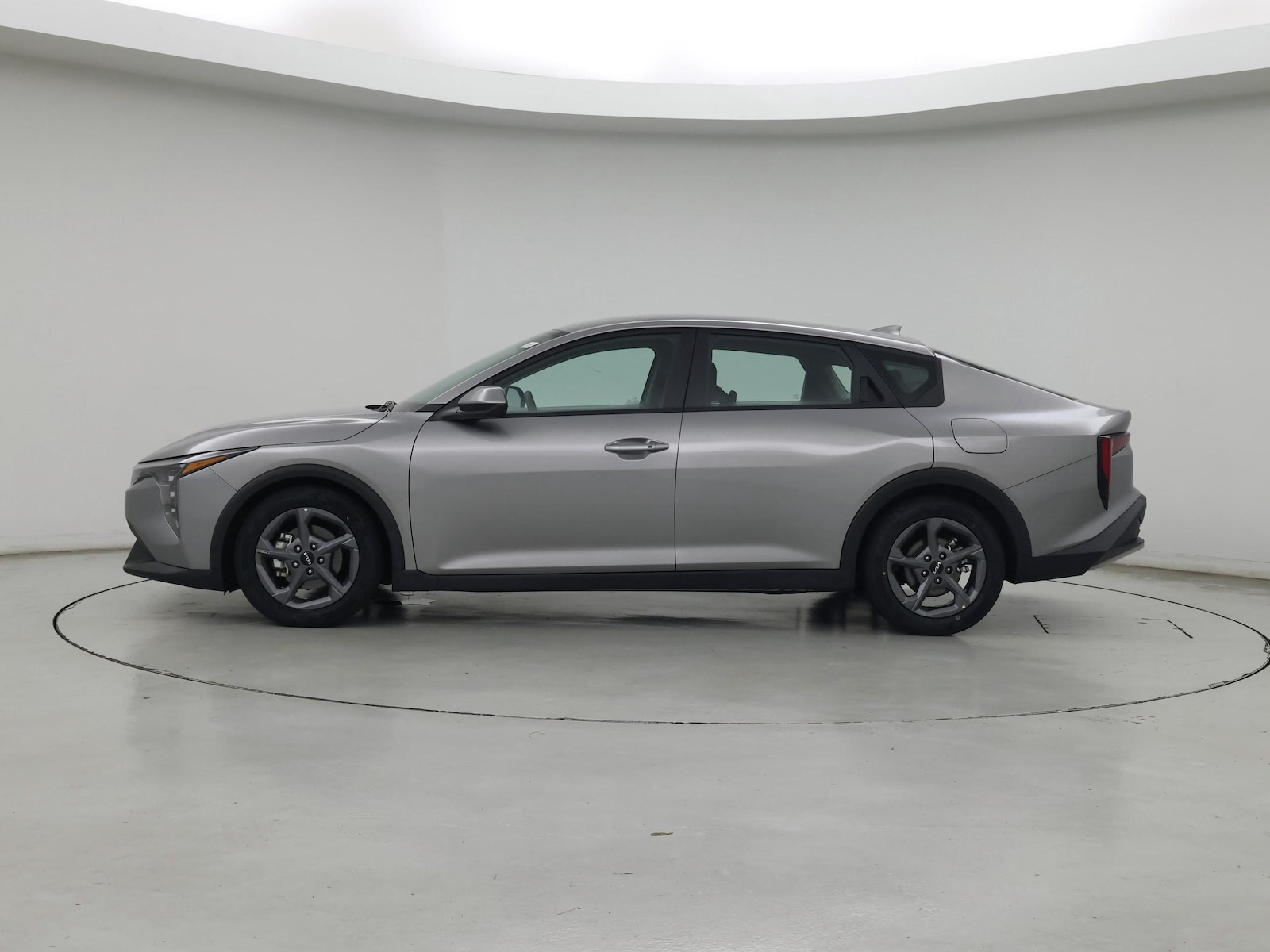 2025 Kia K4 LXS - Photo 4