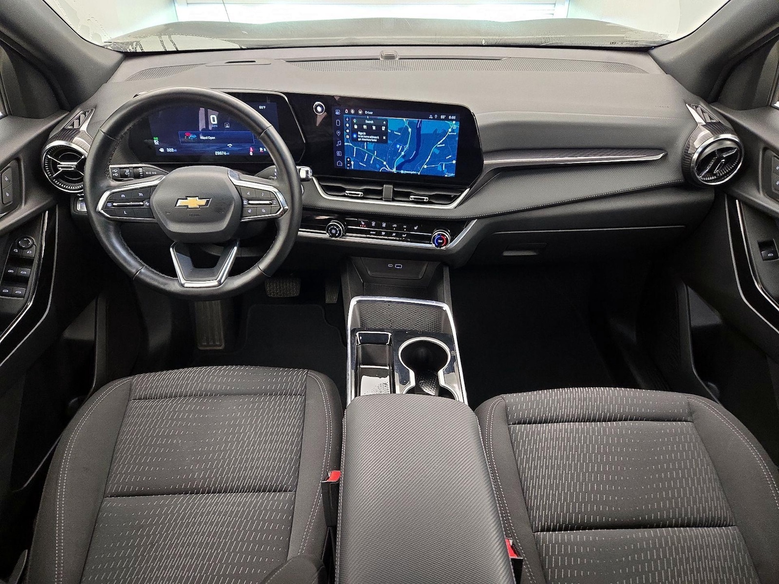 2025 Chevrolet Equinox LT - Photo 10