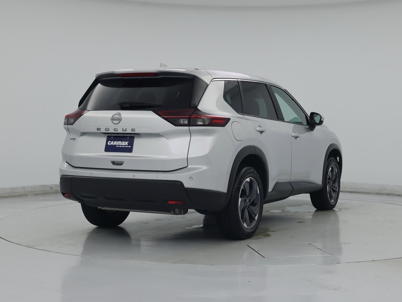 2025 Nissan Rogue SV - Photo 9