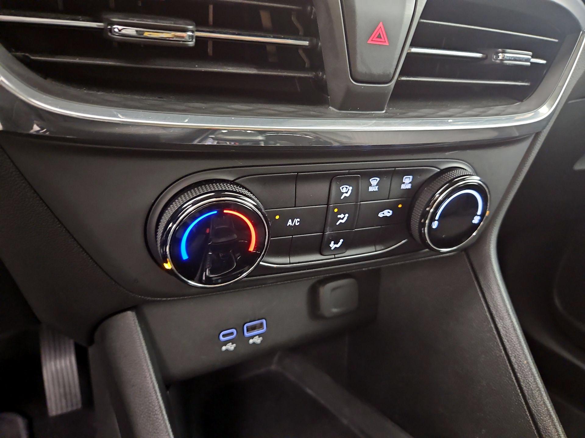 Thumbnail: 2025 Buick Encore GX - 16