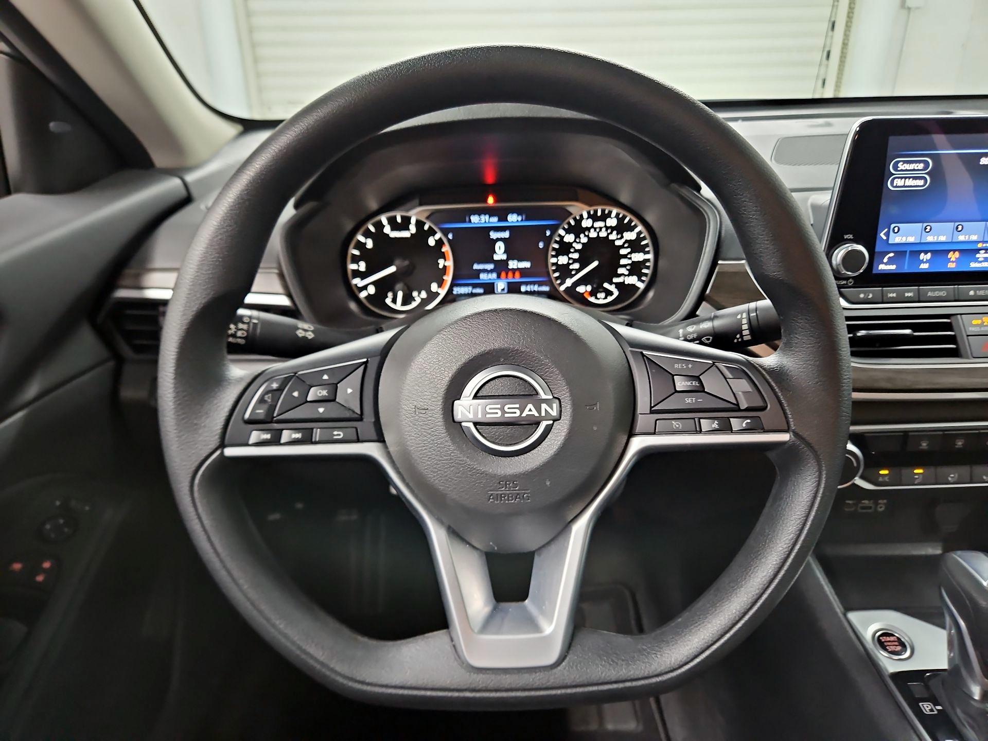 Thumbnail: 2025 Nissan Altima - 10
