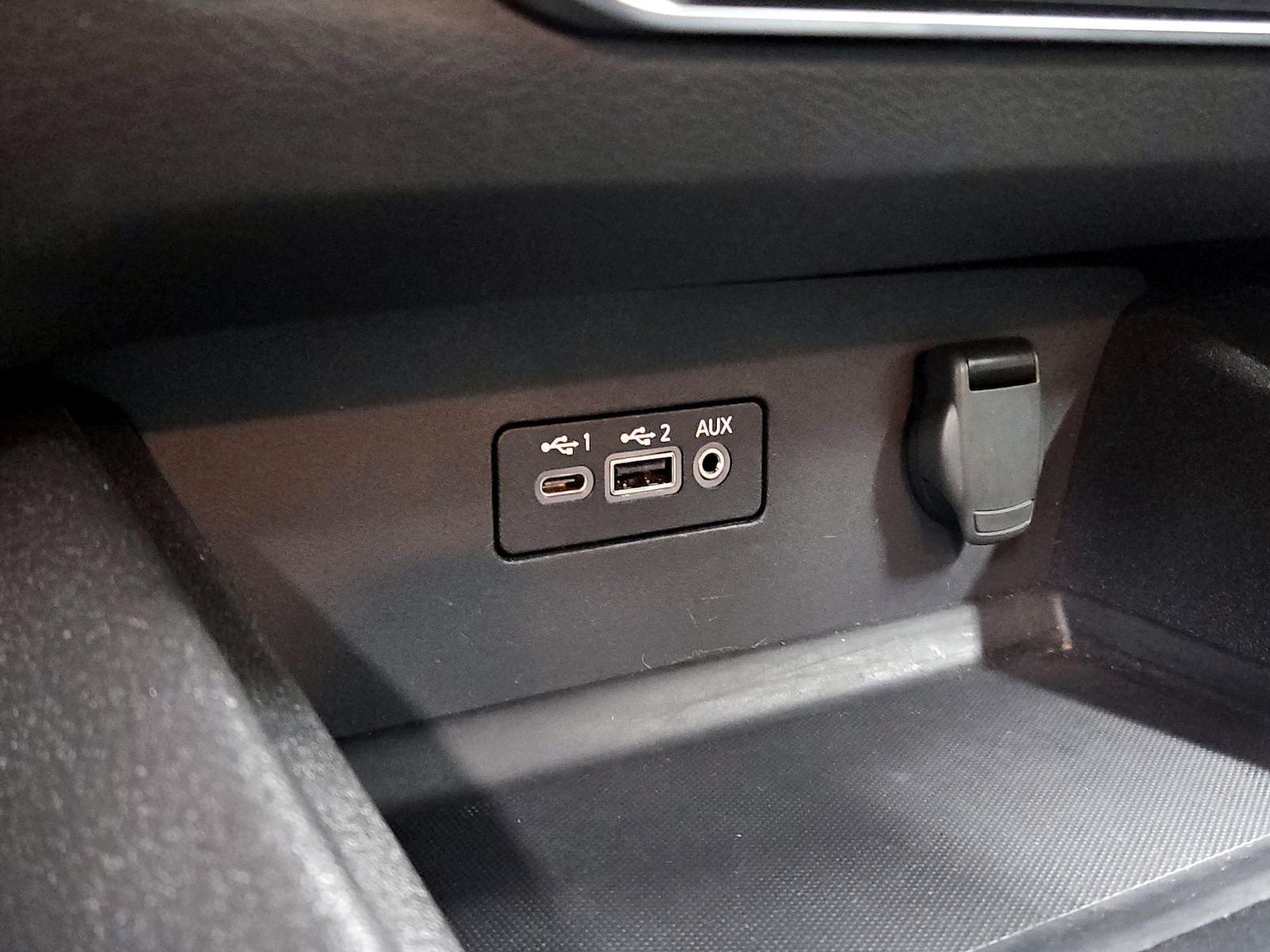 2025 Nissan Altima SV - Photo 19