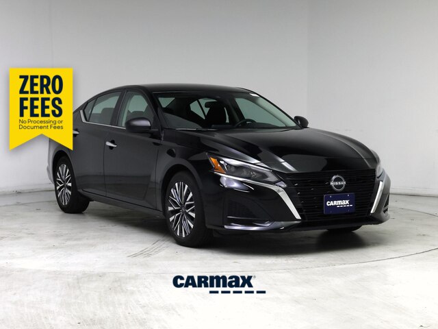 Black 2025 Nissan Altima 2.5 SV FWD Sedan Front-Wheel Drive Automatic