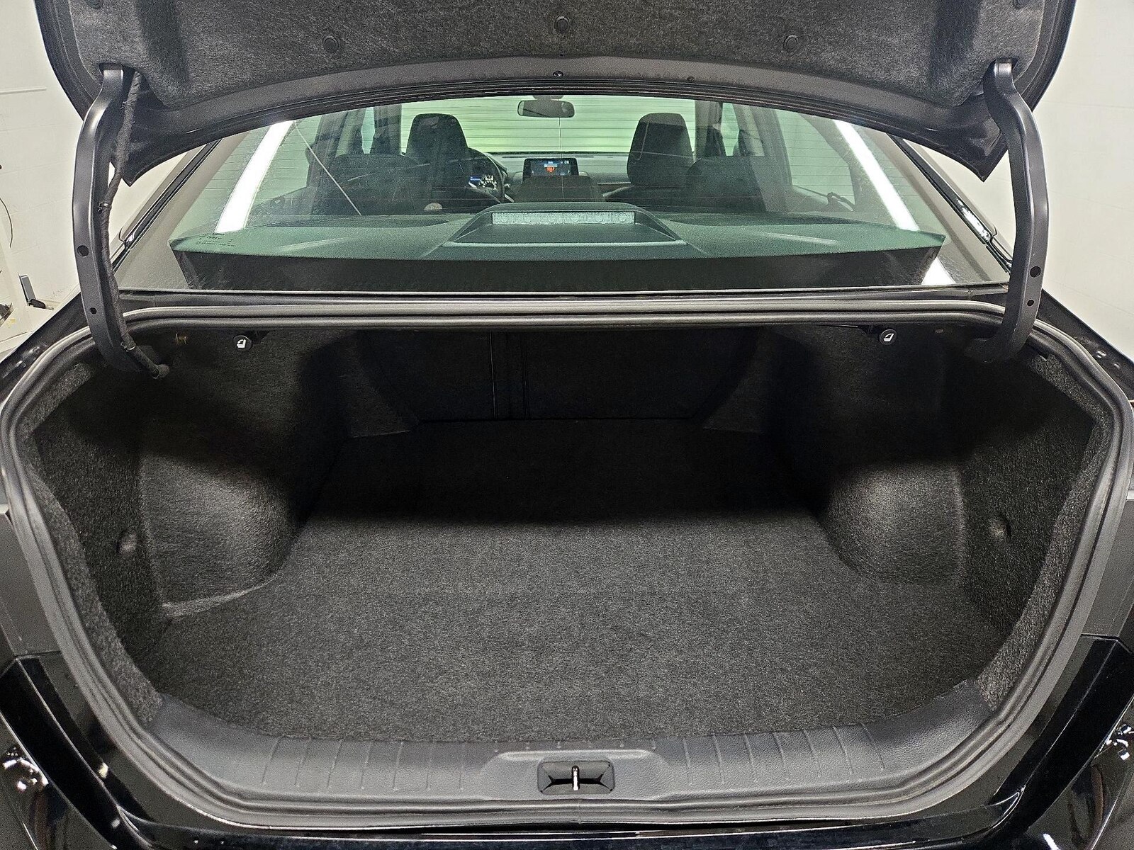 2025 Nissan Altima SV - Photo 21
