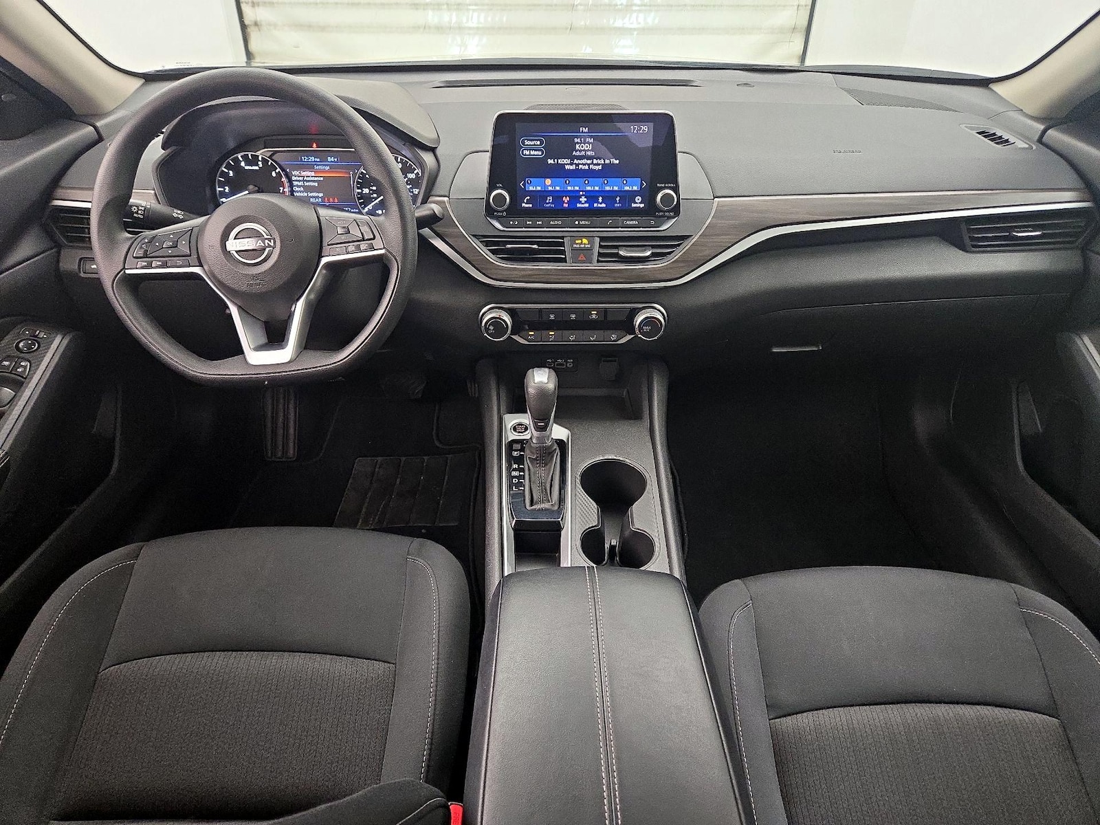 2025 Nissan Altima SV - Photo 10