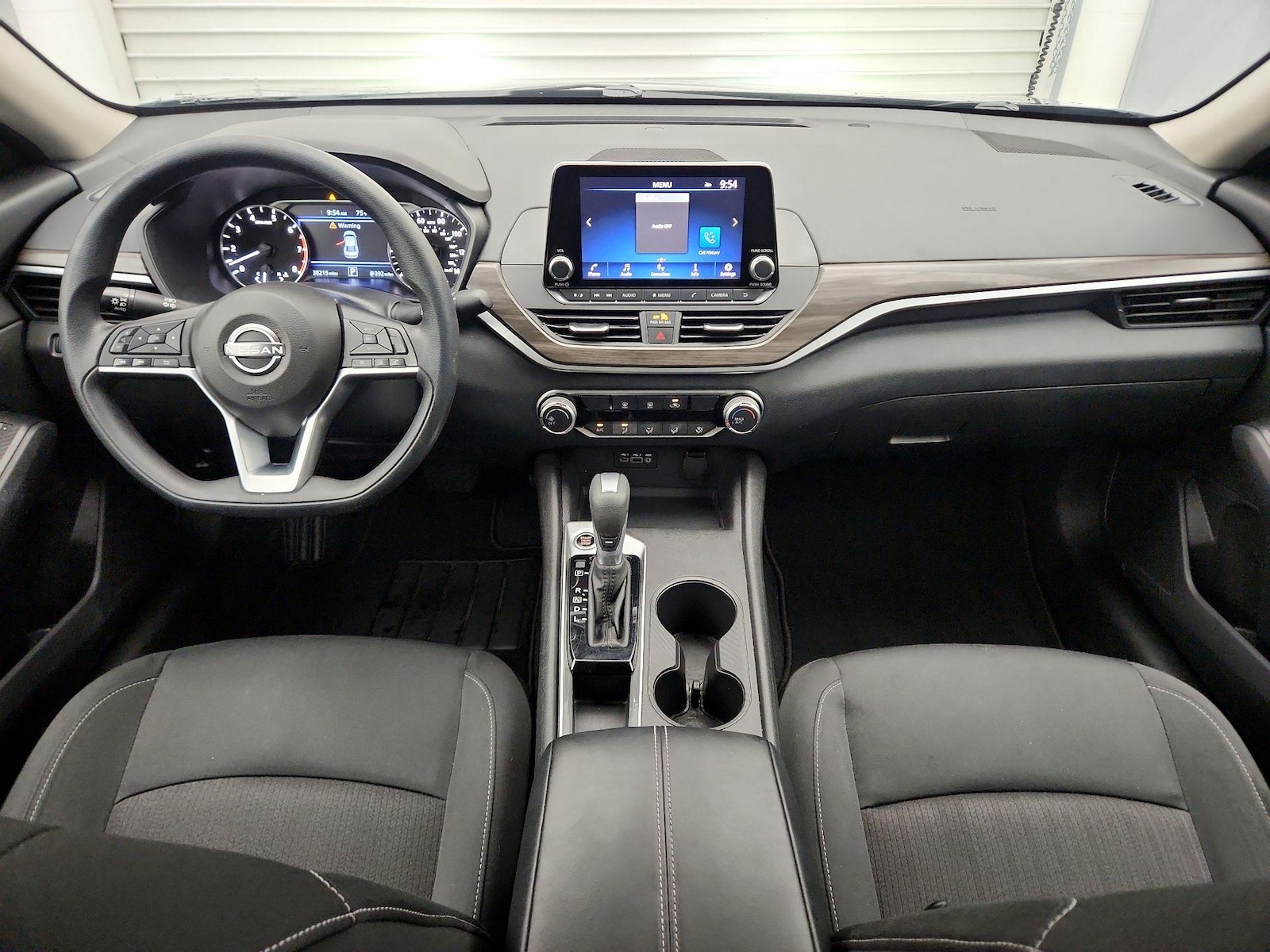 2025 Nissan Altima SV - Photo 10