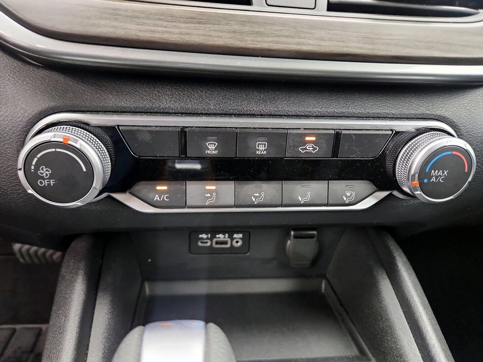 2025 Nissan Altima SV - Photo 17