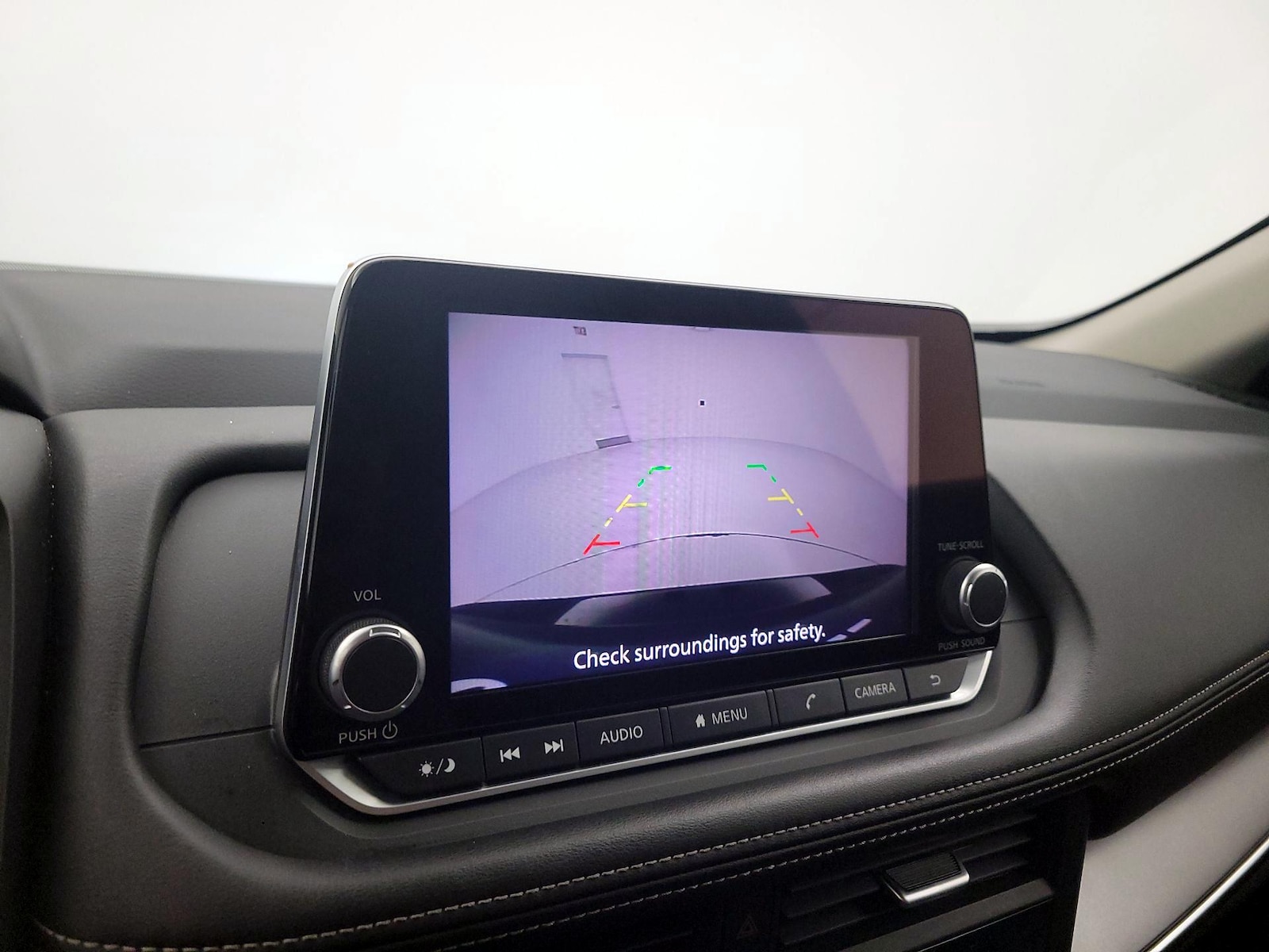 2025 Nissan Rogue SV - Photo 15