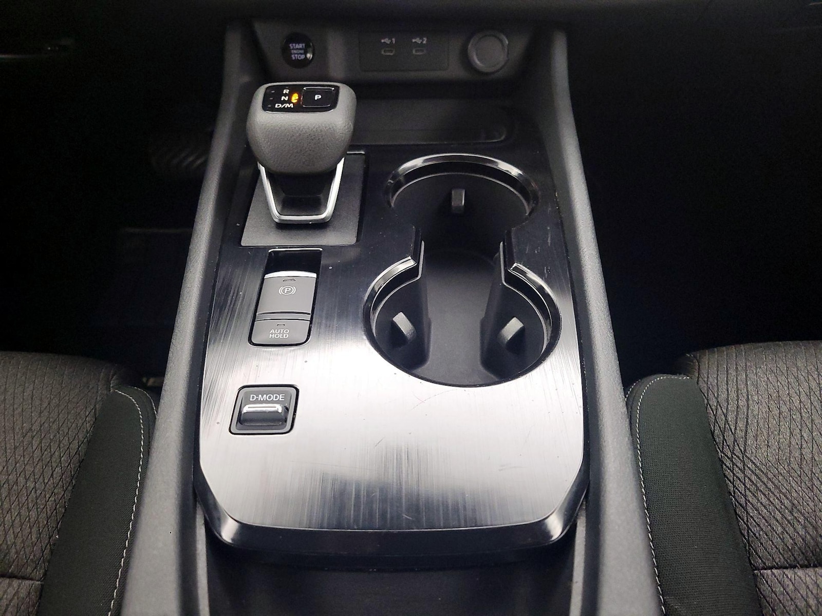 2025 Nissan Rogue SV - Photo 18