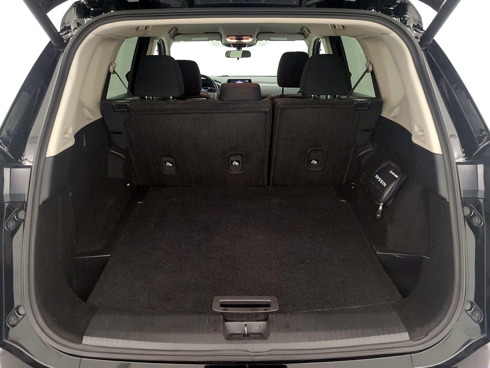 2025 Nissan Rogue SV - Photo 21
