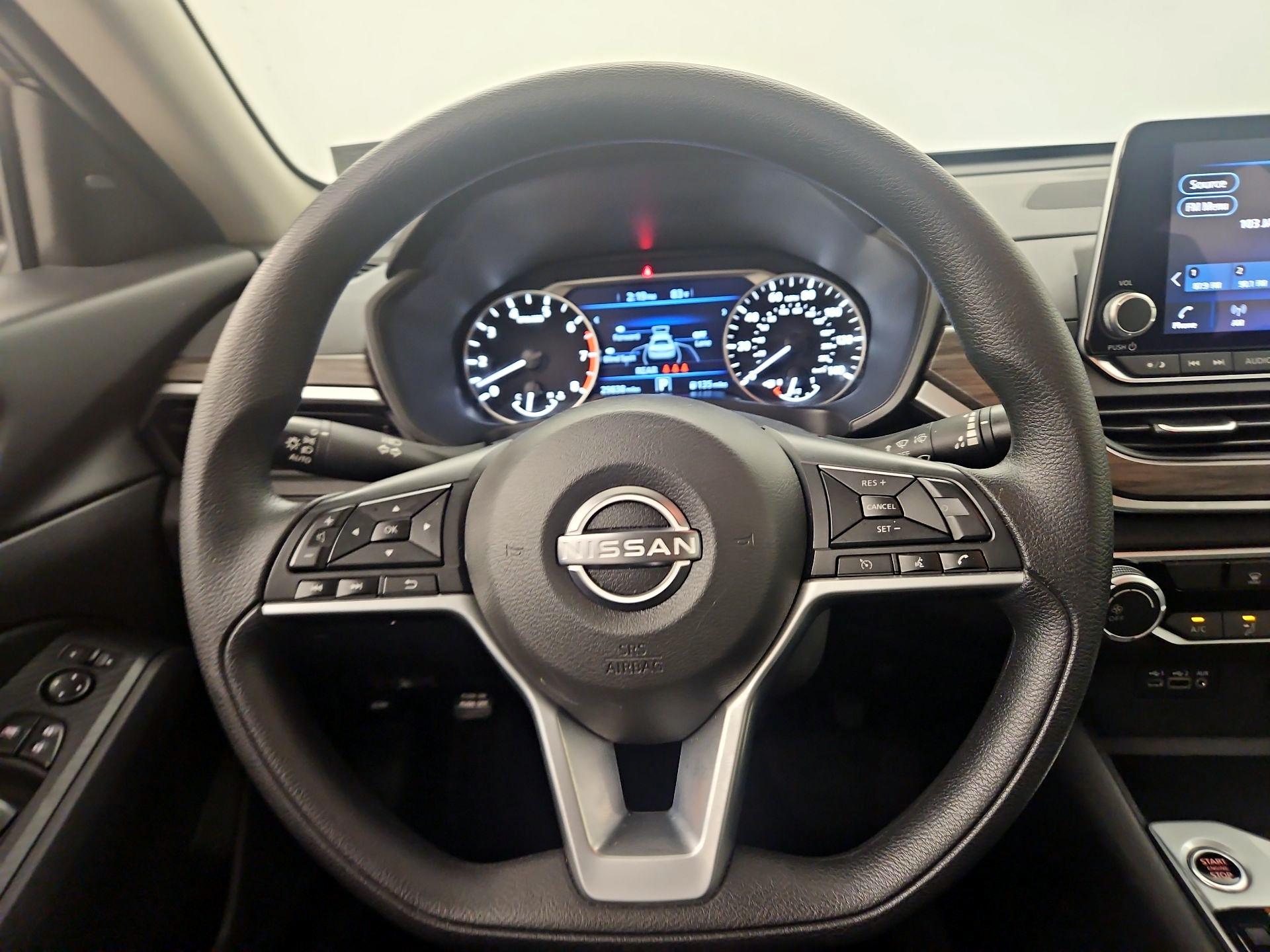 Thumbnail: 2025 Nissan Altima - 10
