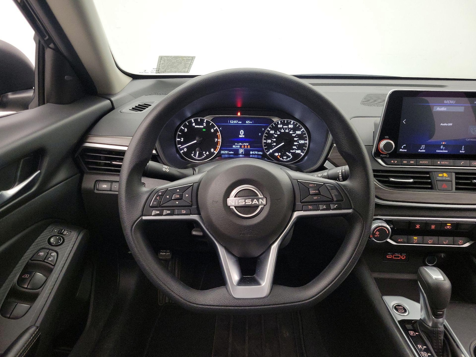 2025 Nissan Altima SV - Photo 11