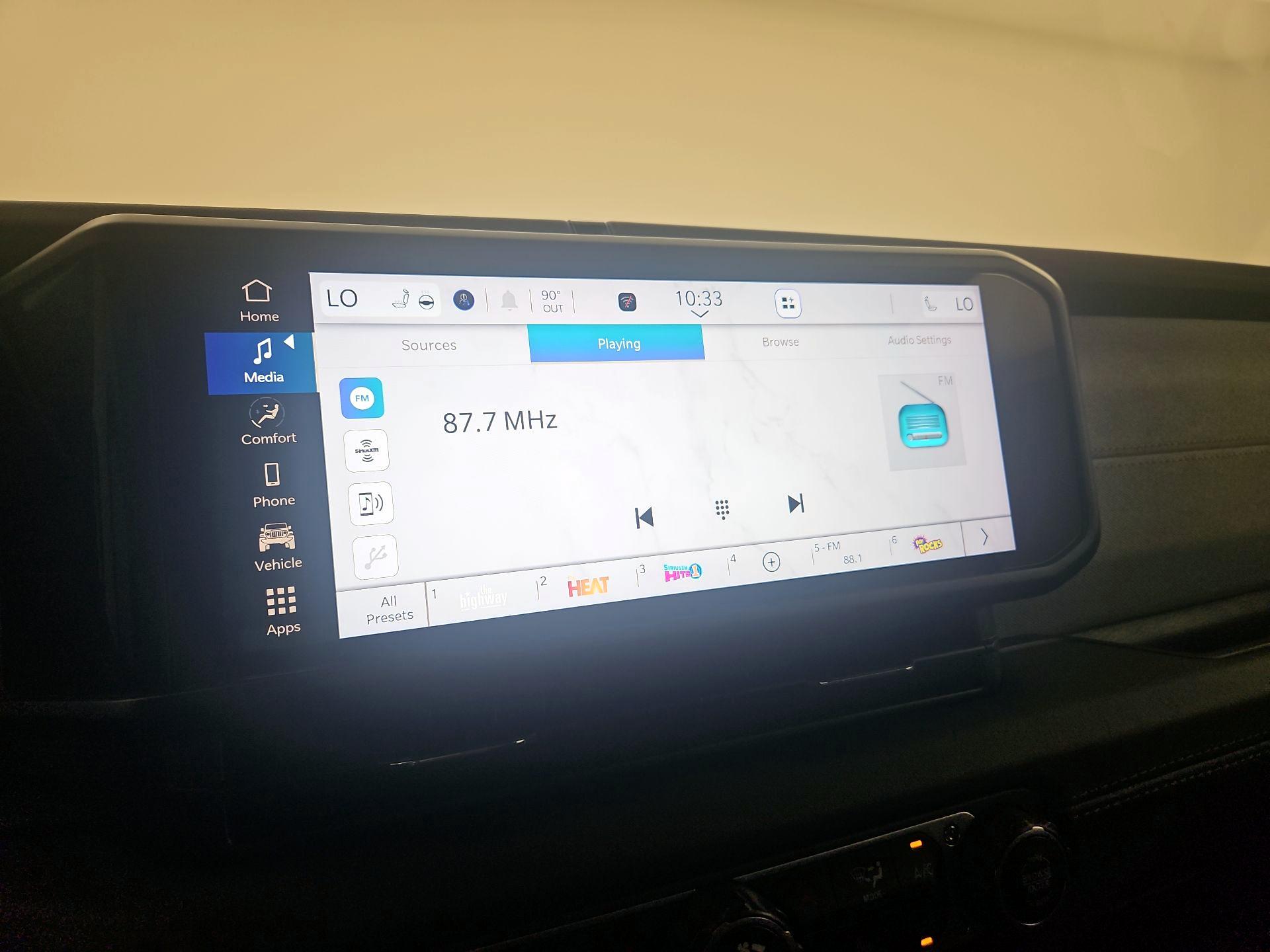 Thumbnail: 2025 Jeep Wrangler - 15