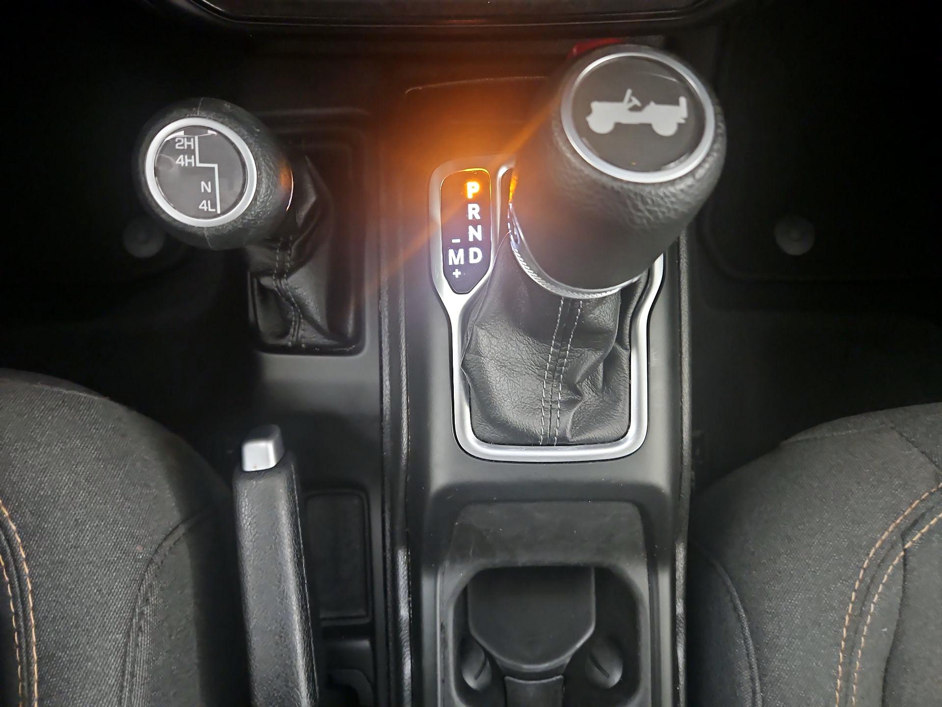 Thumbnail: 2025 Jeep Wrangler - 17