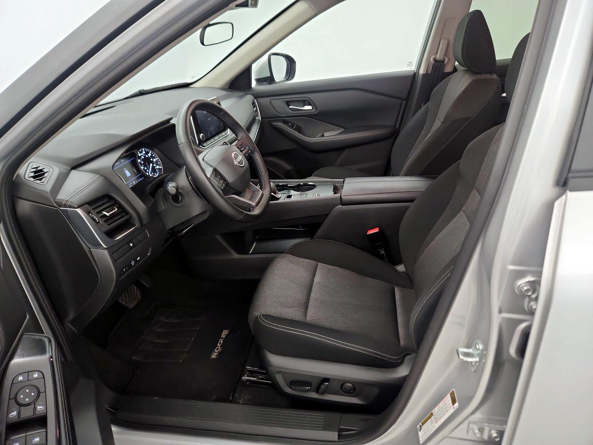Thumbnail: 2025 Nissan Rogue - 11