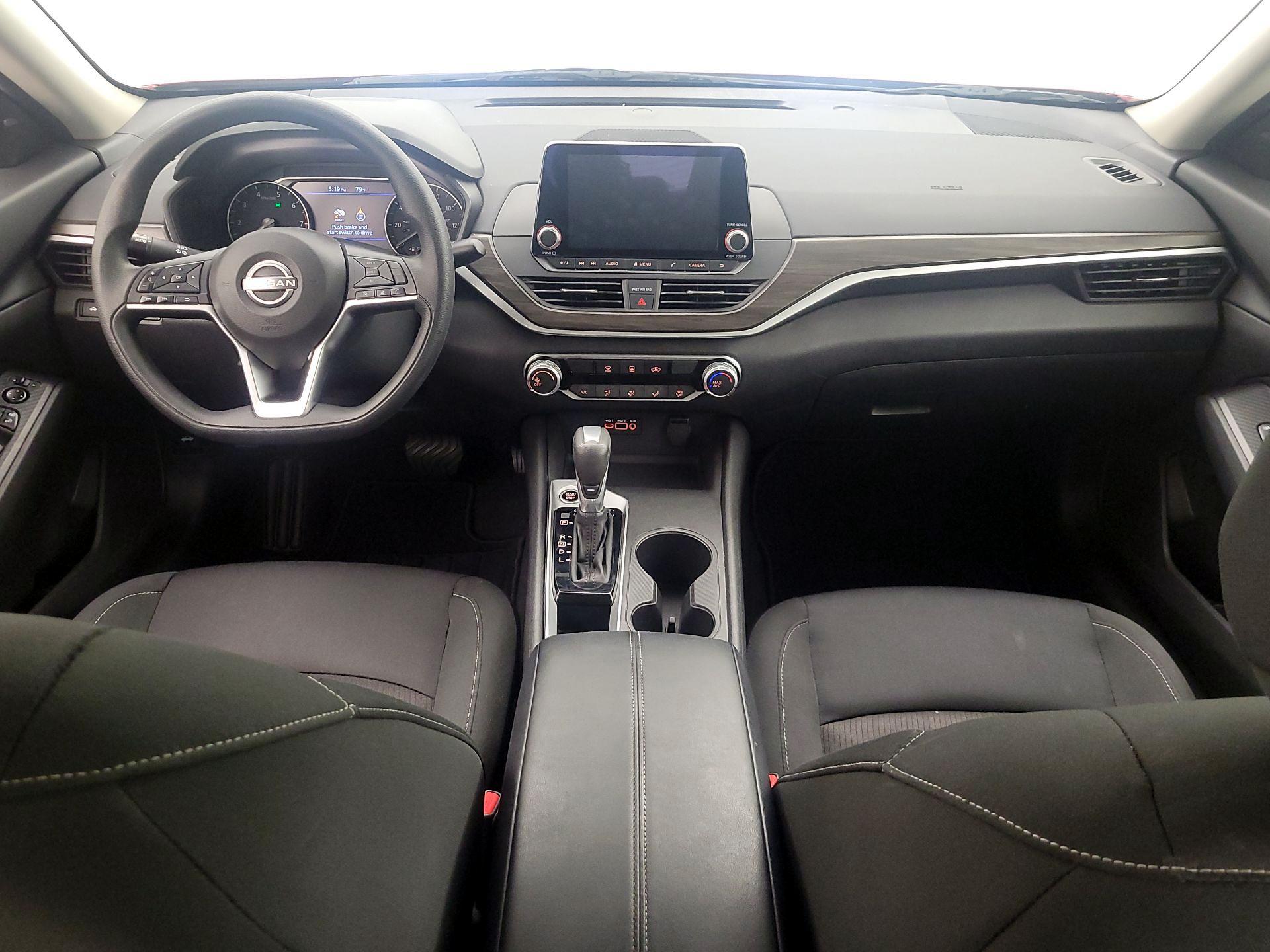 Thumbnail: 2025 Nissan Altima - 9