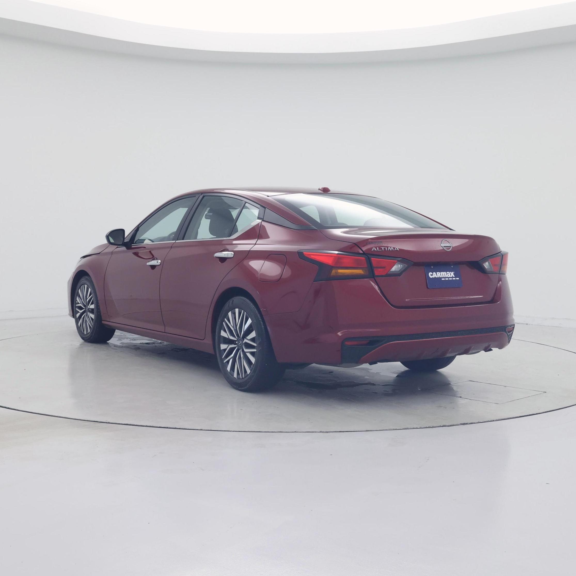 Thumbnail: 2025 Nissan Altima - 2