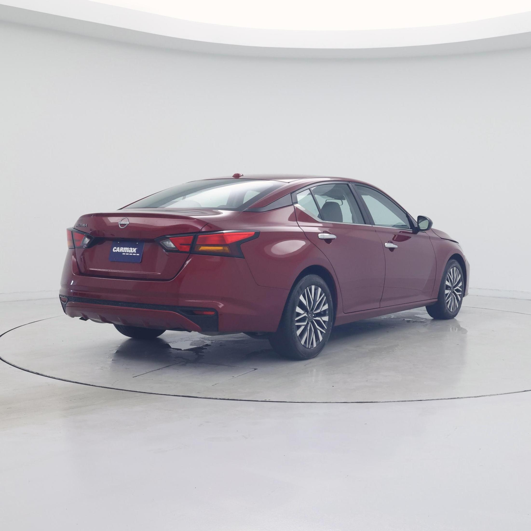Thumbnail: 2025 Nissan Altima - 8