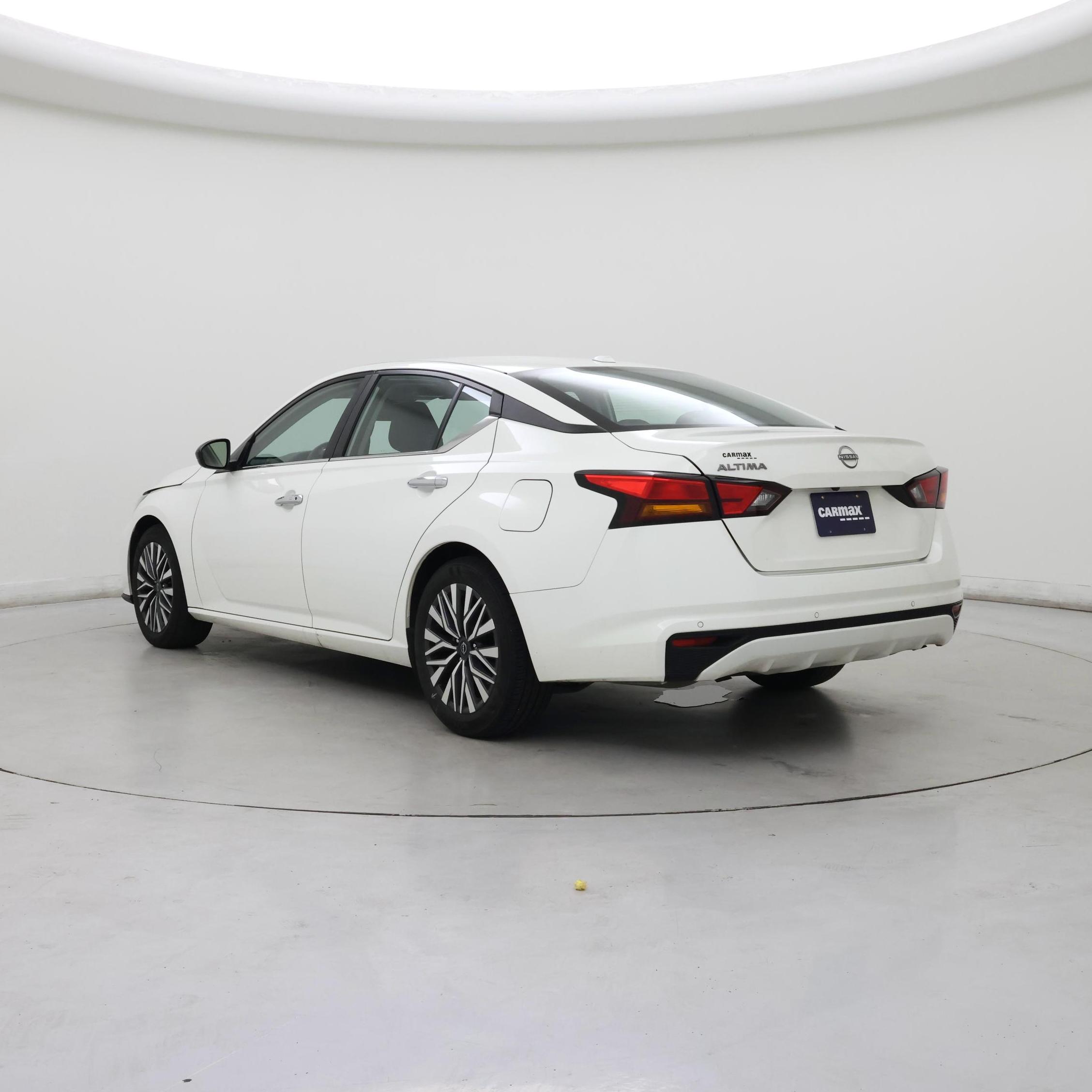 Thumbnail: 2025 Nissan Altima - 2